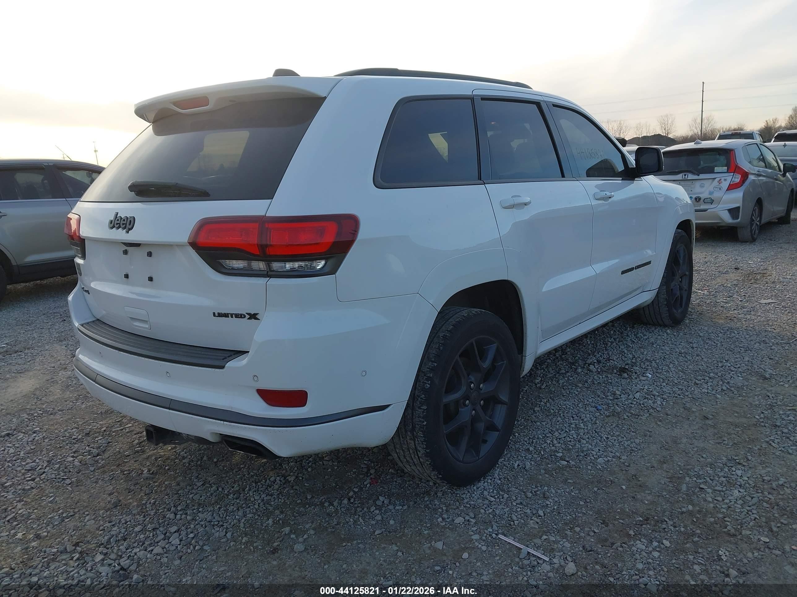 JEEP GRAND image 4