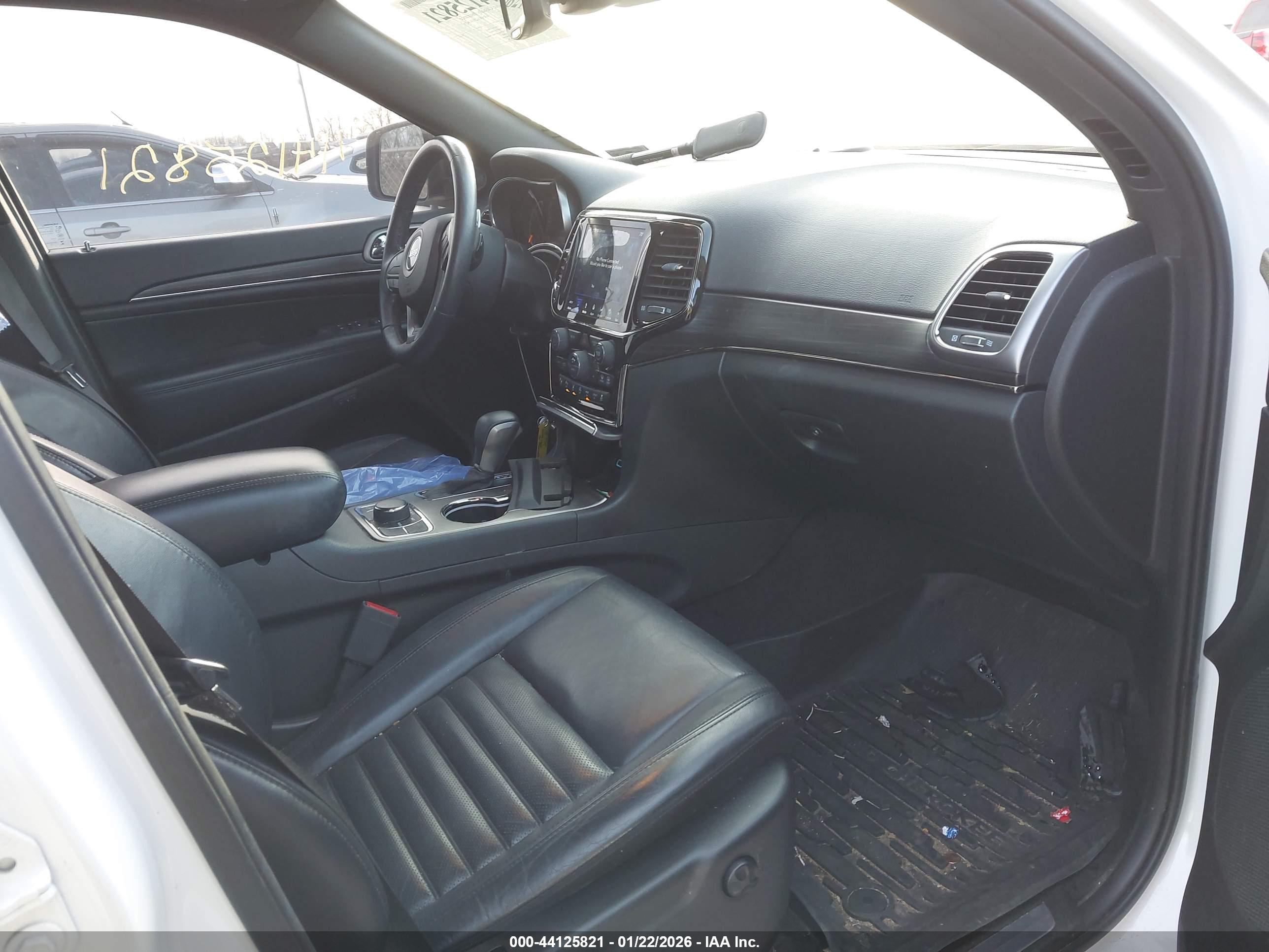 JEEP GRAND image 5