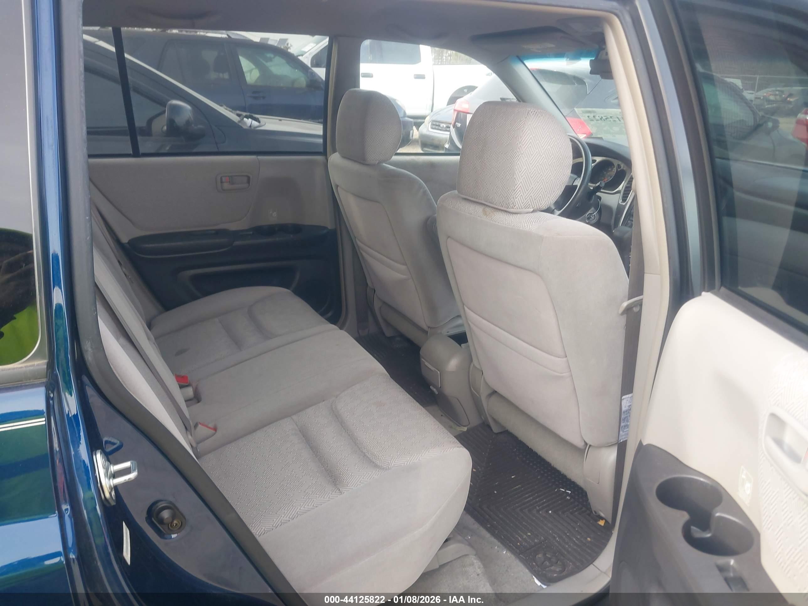 TOYOTA HIGHLANDER image 8