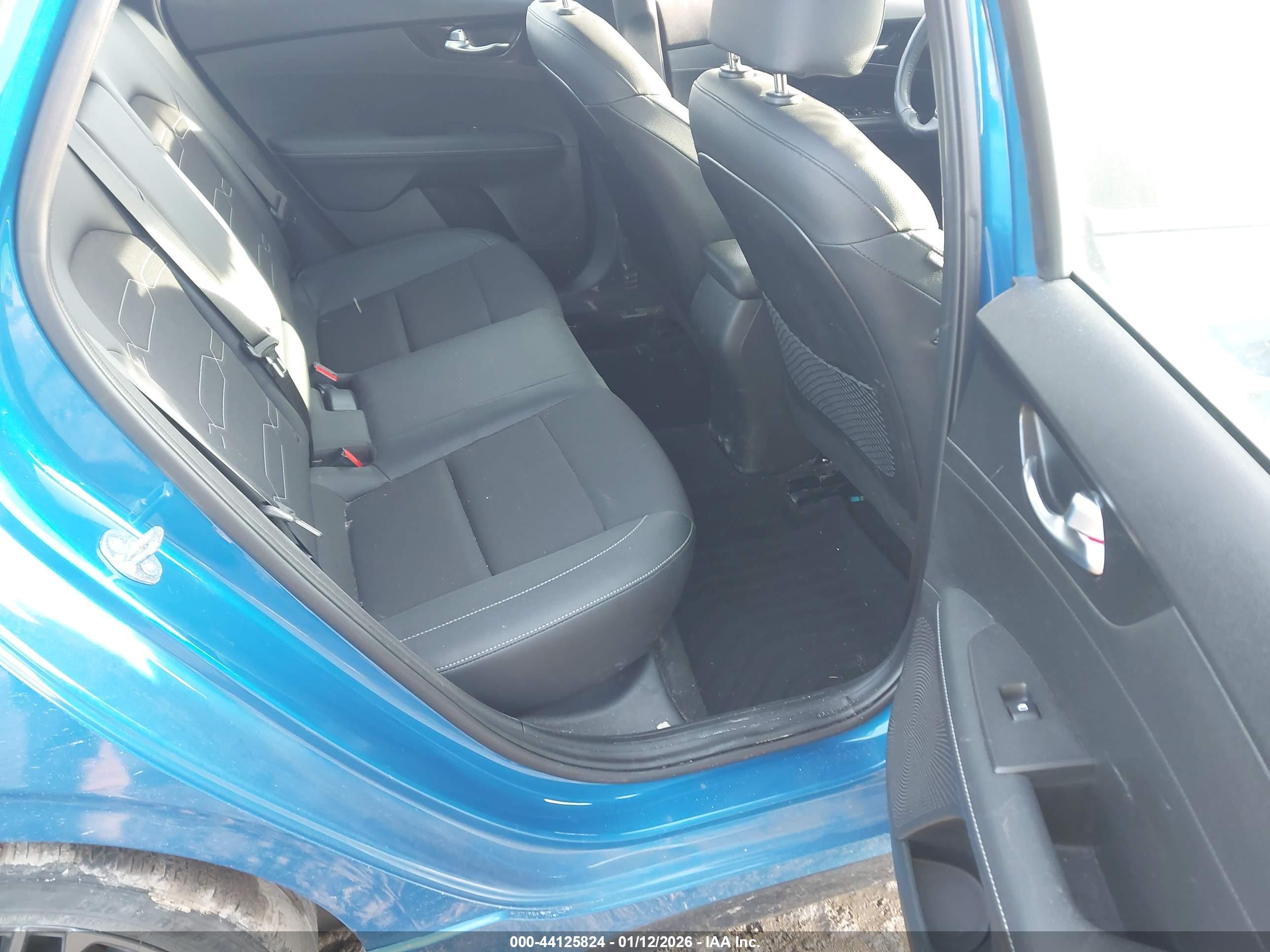 KIA FORTE image 8