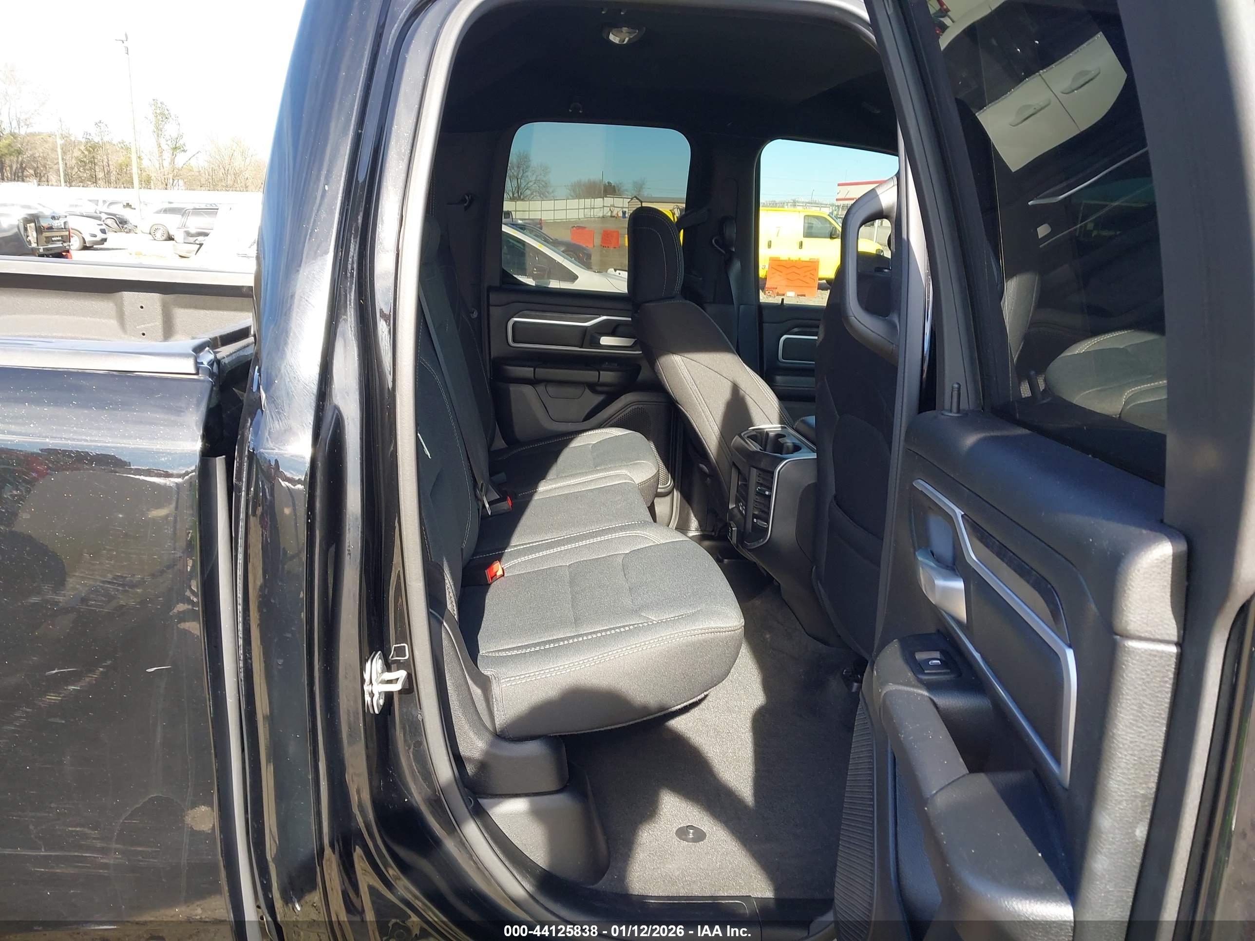 RAM 1500 image 8