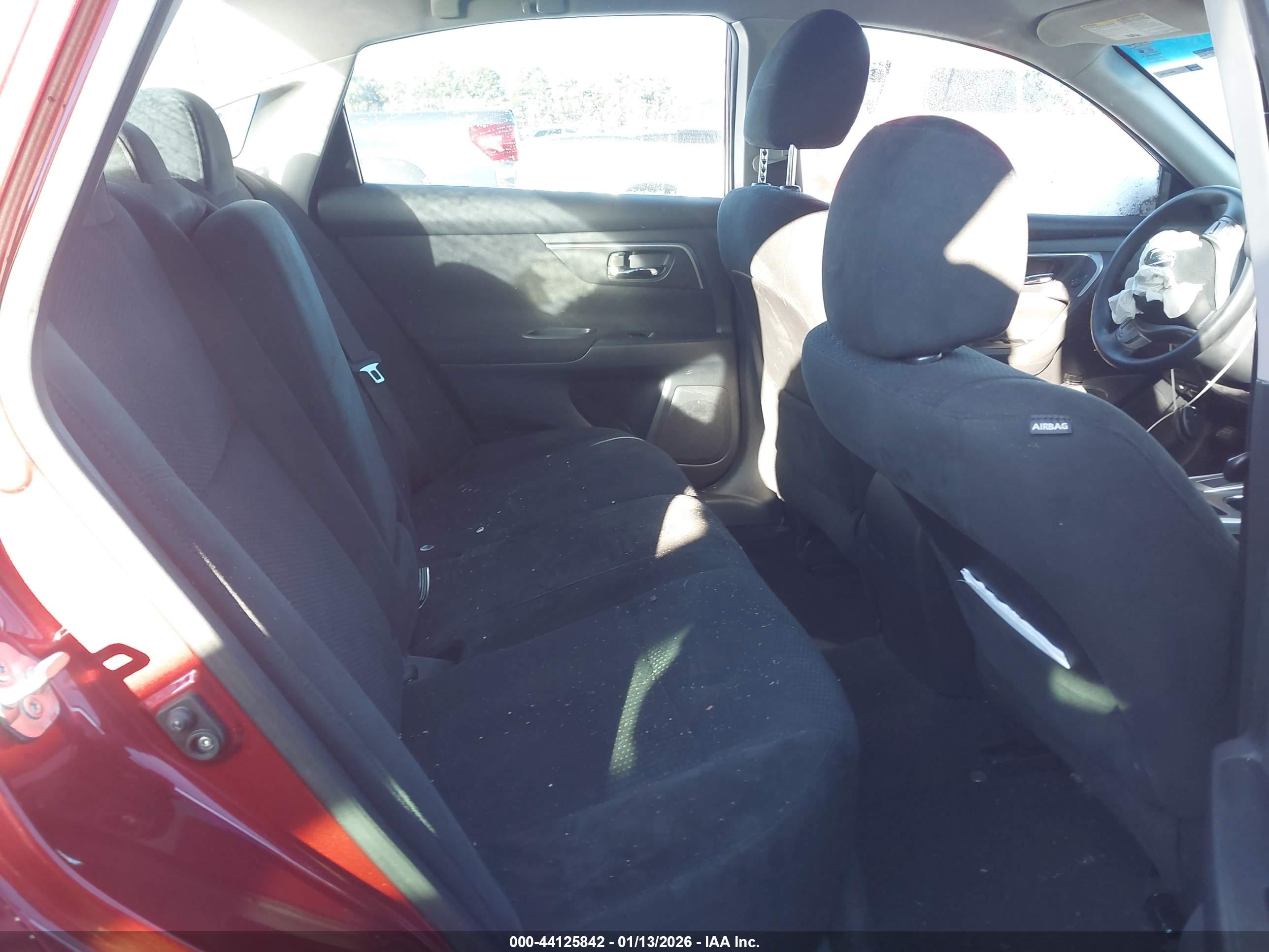 NISSAN ALTIMA image 8