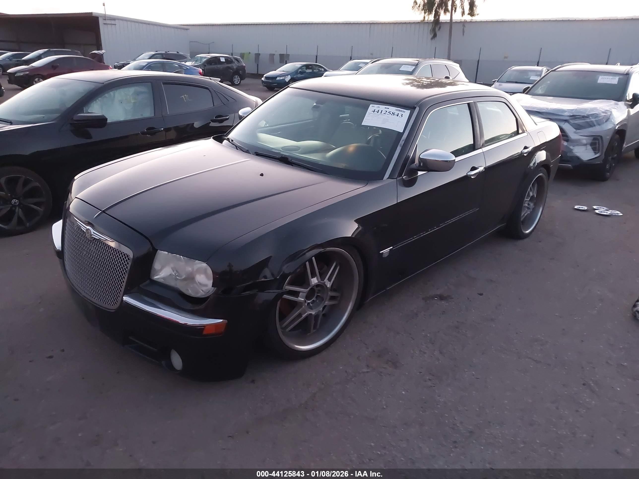 CHRYSLER 300C image 2