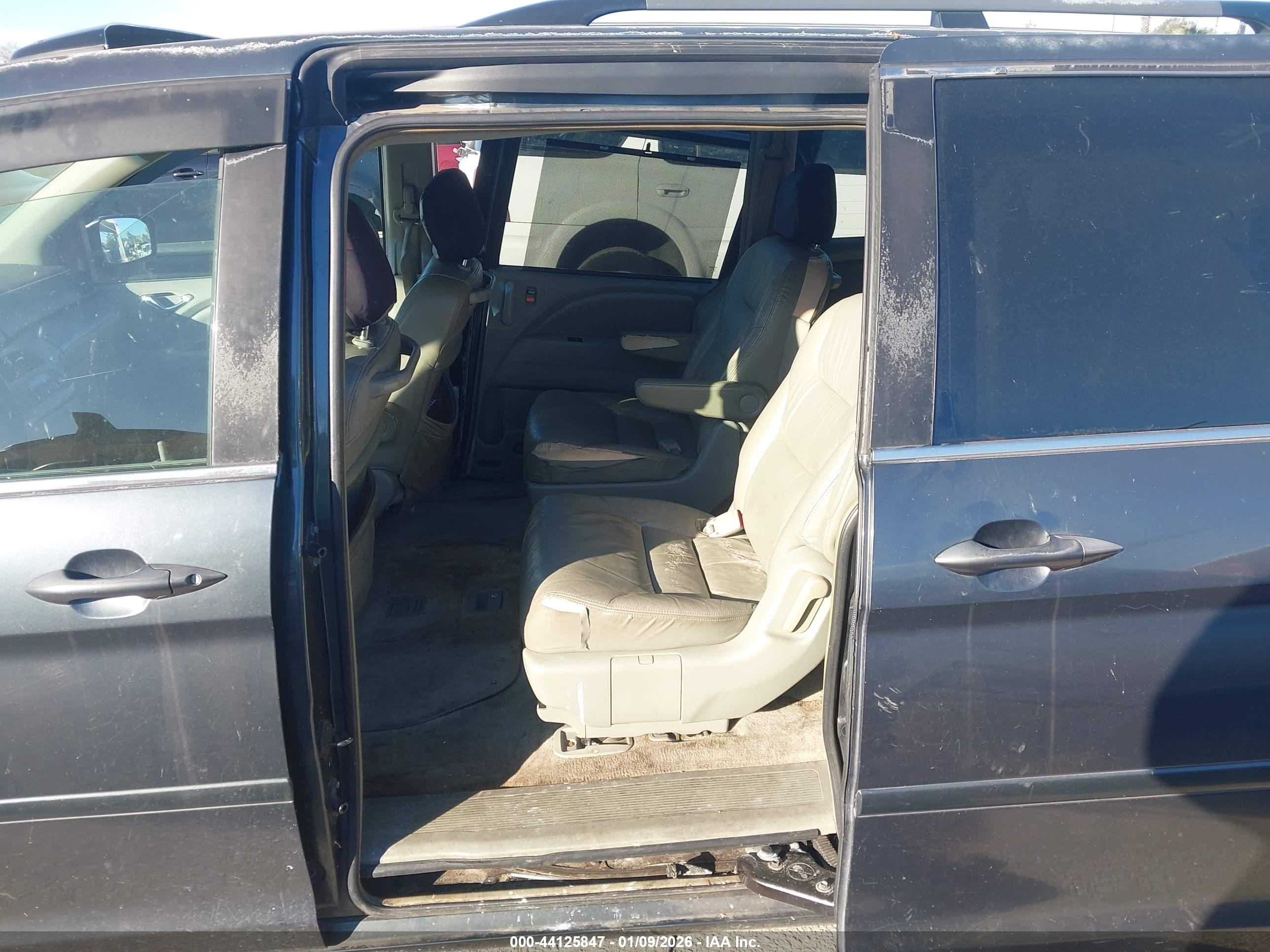 HONDA ODYSSEY image 8