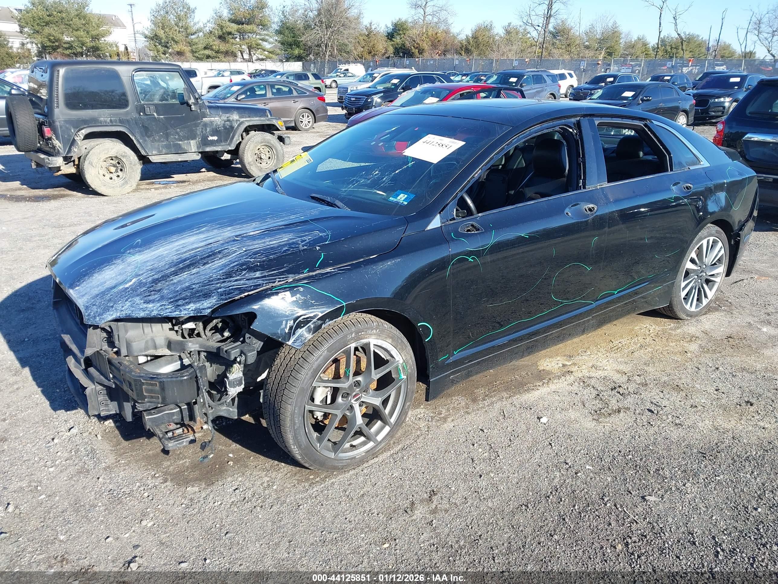 LINCOLN MKZ image 2