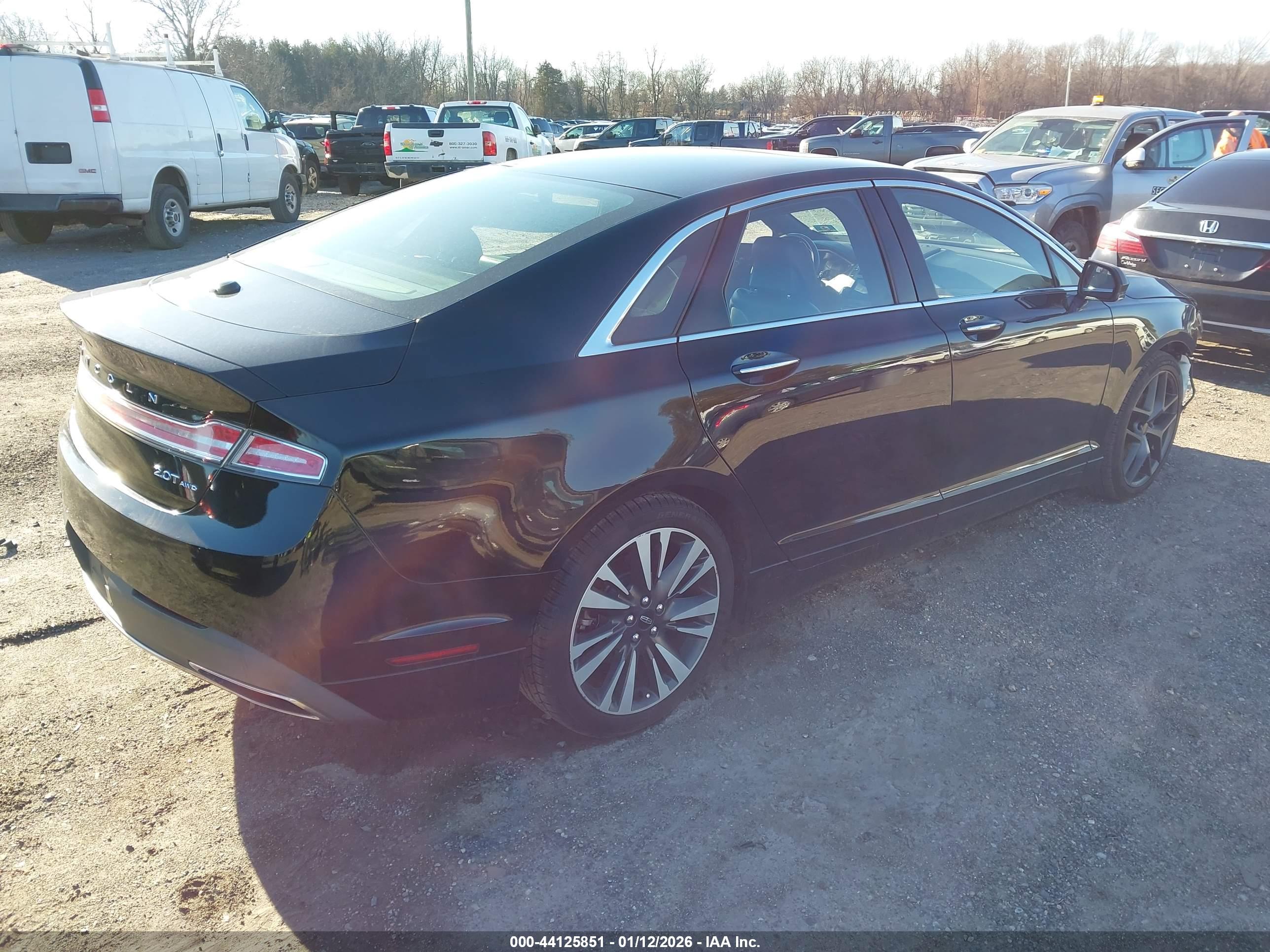 LINCOLN MKZ image 4