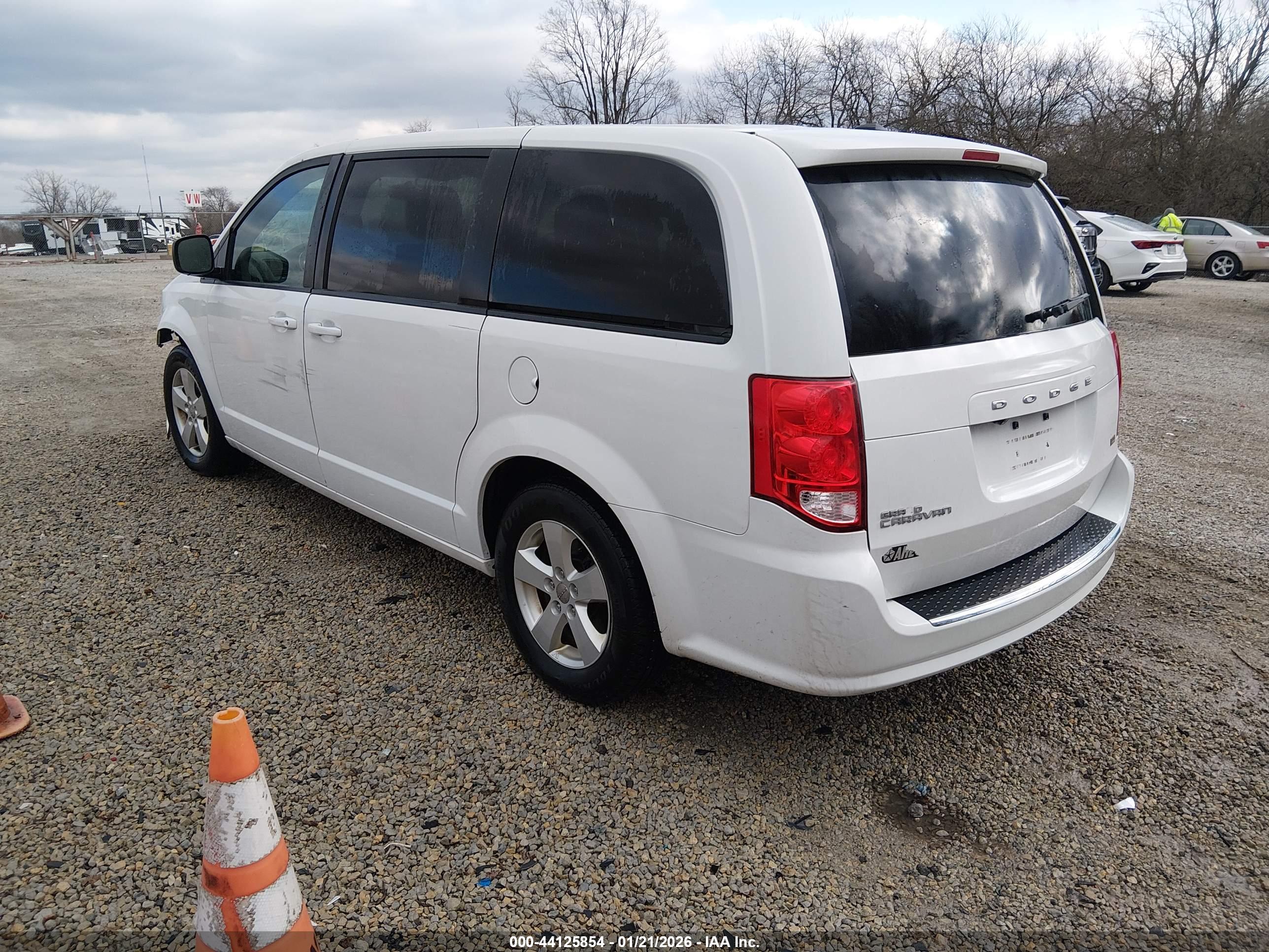 DODGE GRAND image 3