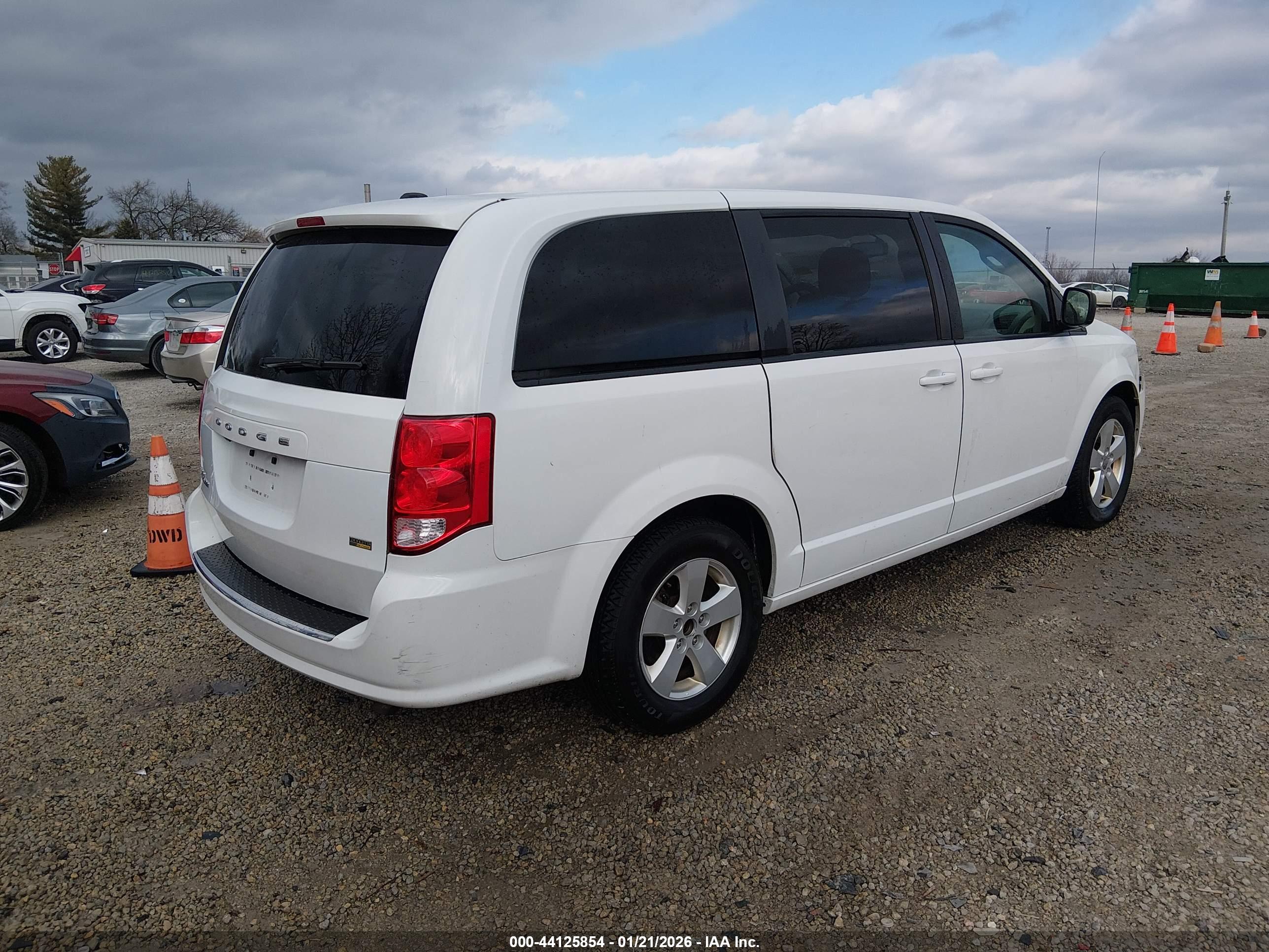 DODGE GRAND image 4