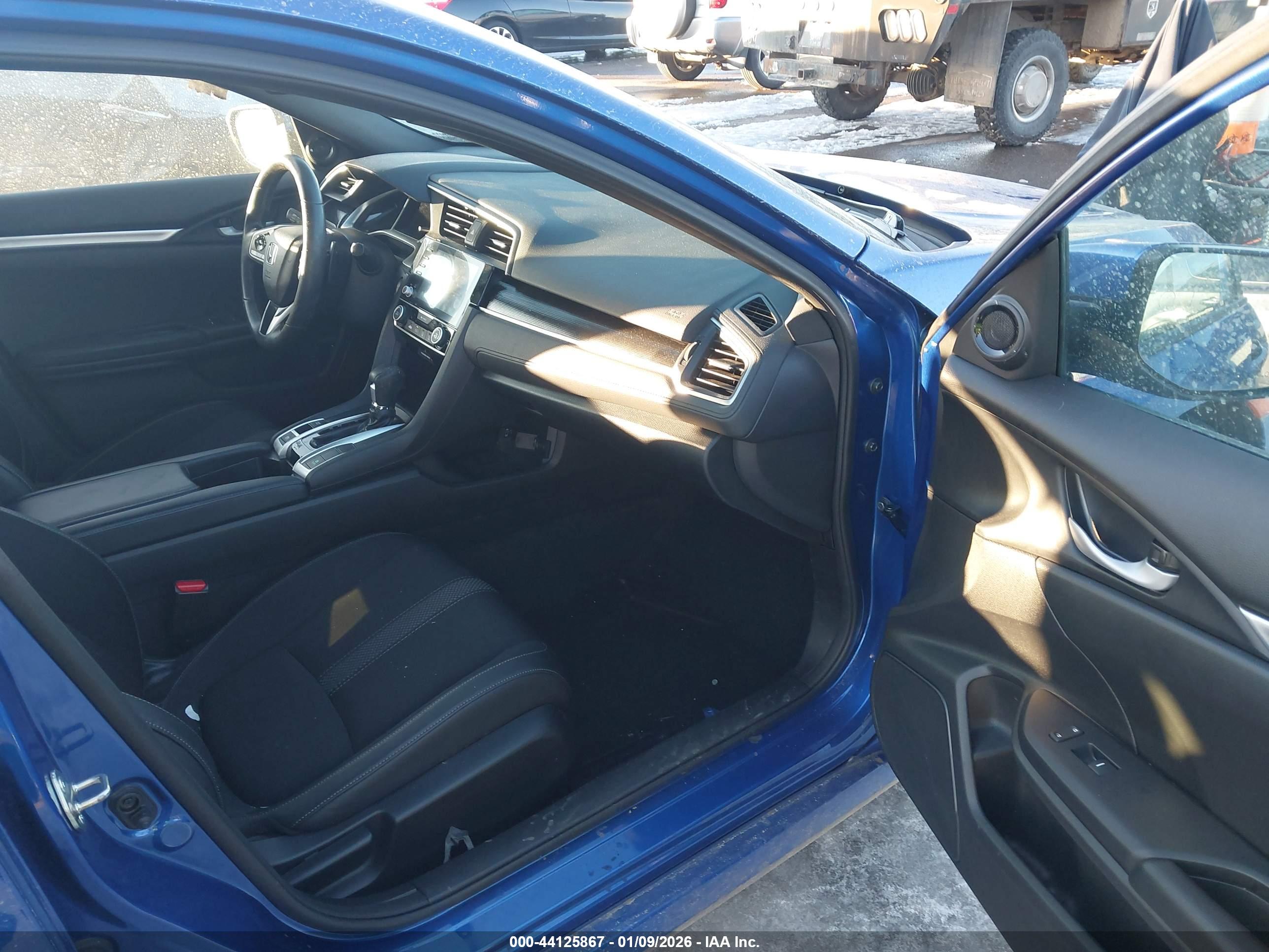 HONDA CIVIC image 5