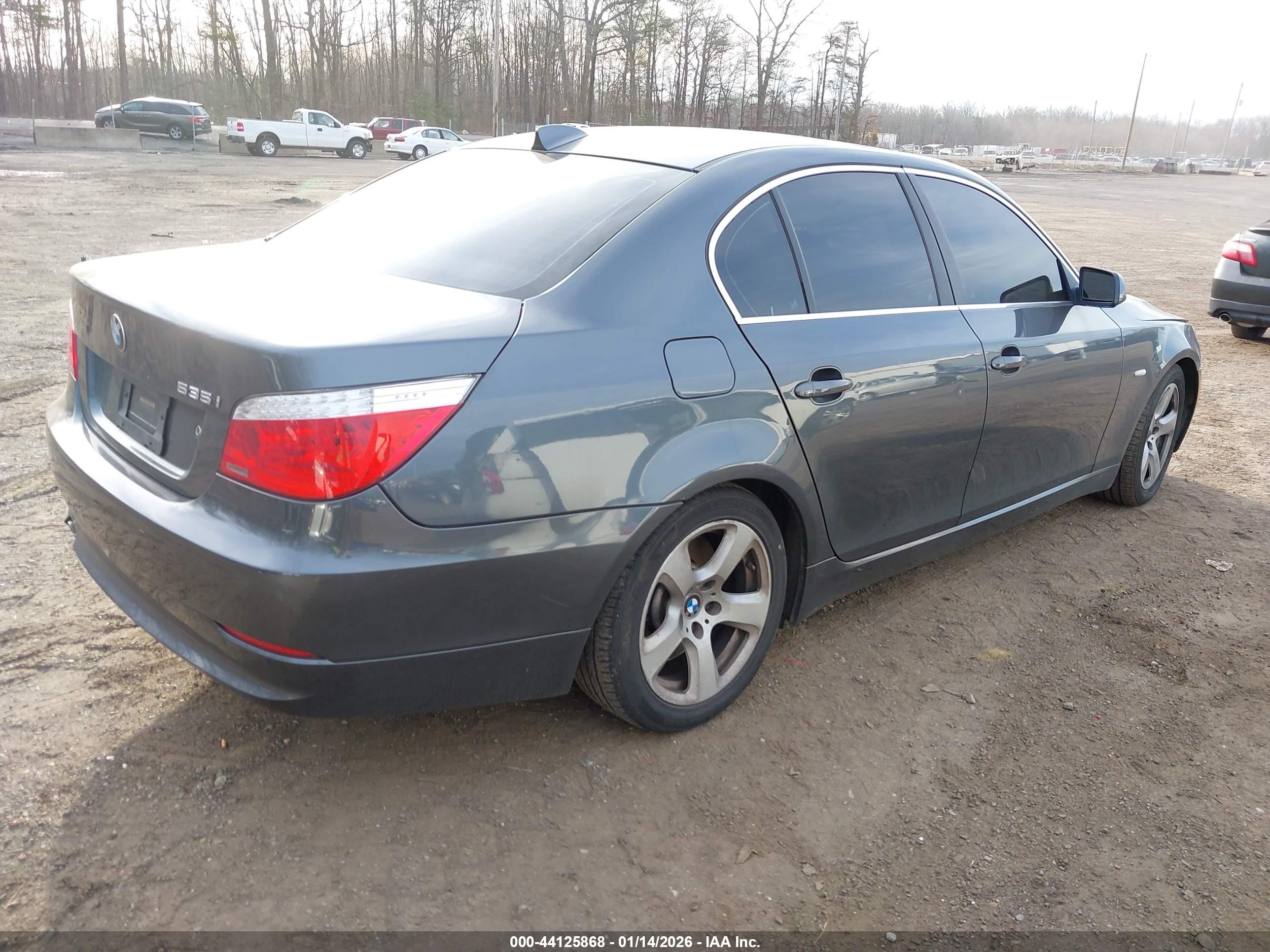 BMW 535I image 4