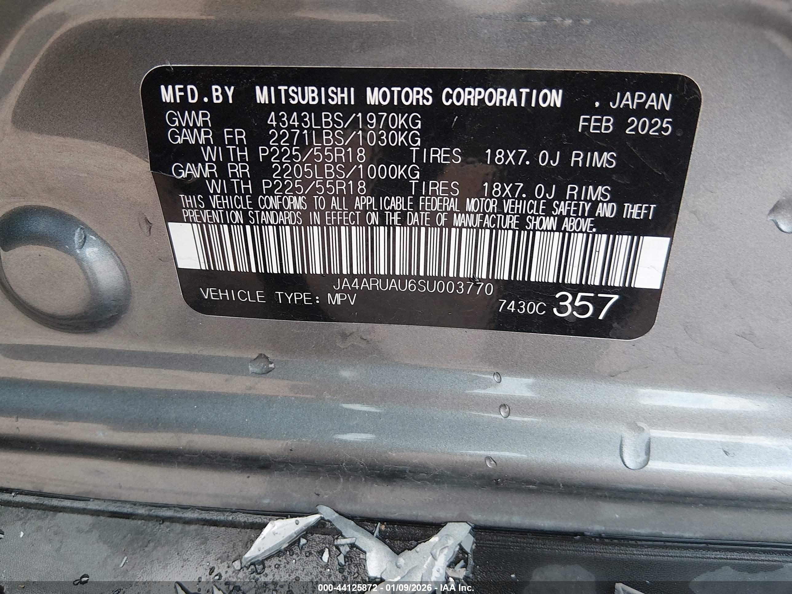 MITSUBISHI OUTLANDER image 9