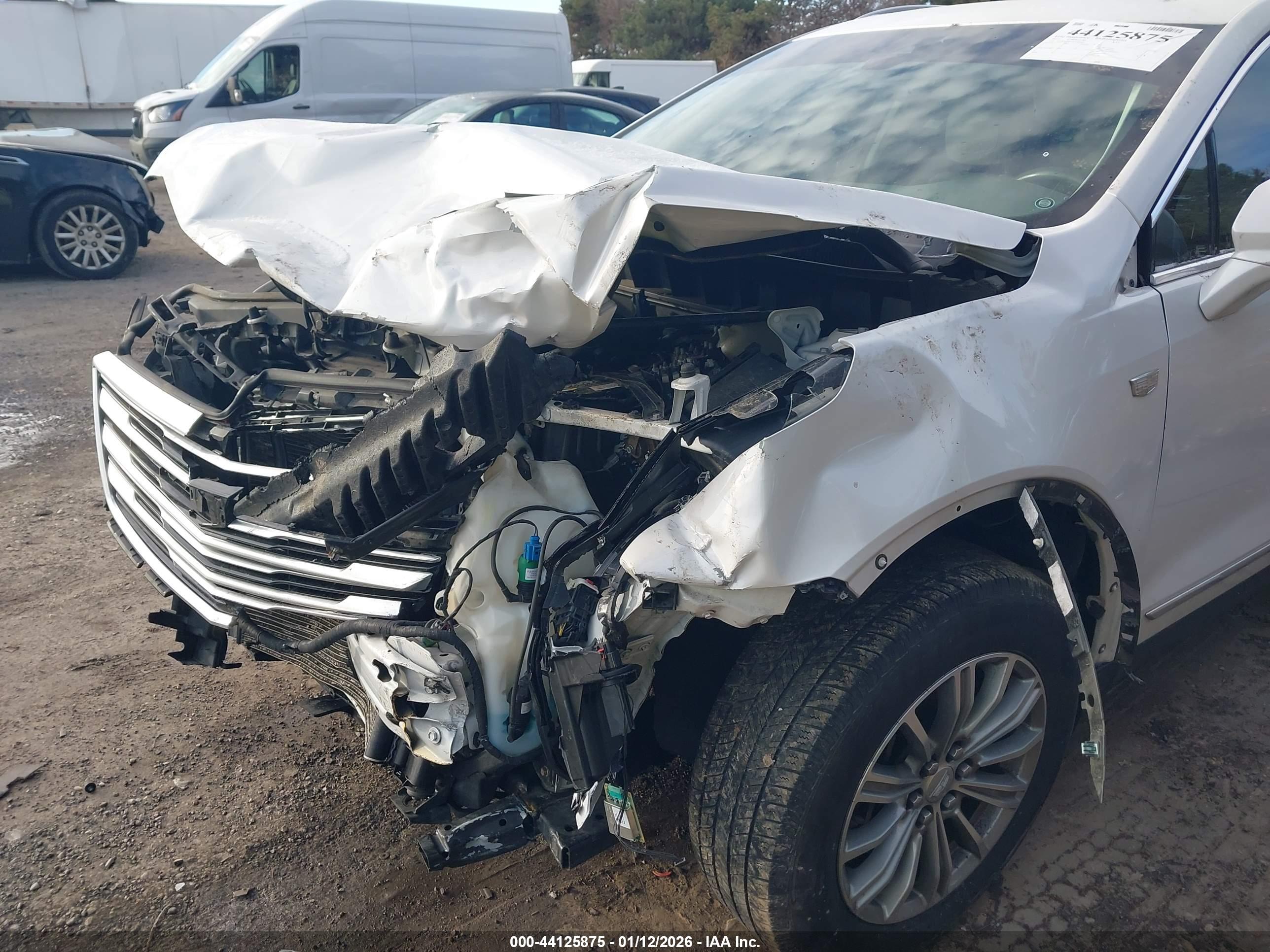 CADILLAC XT5 image 6