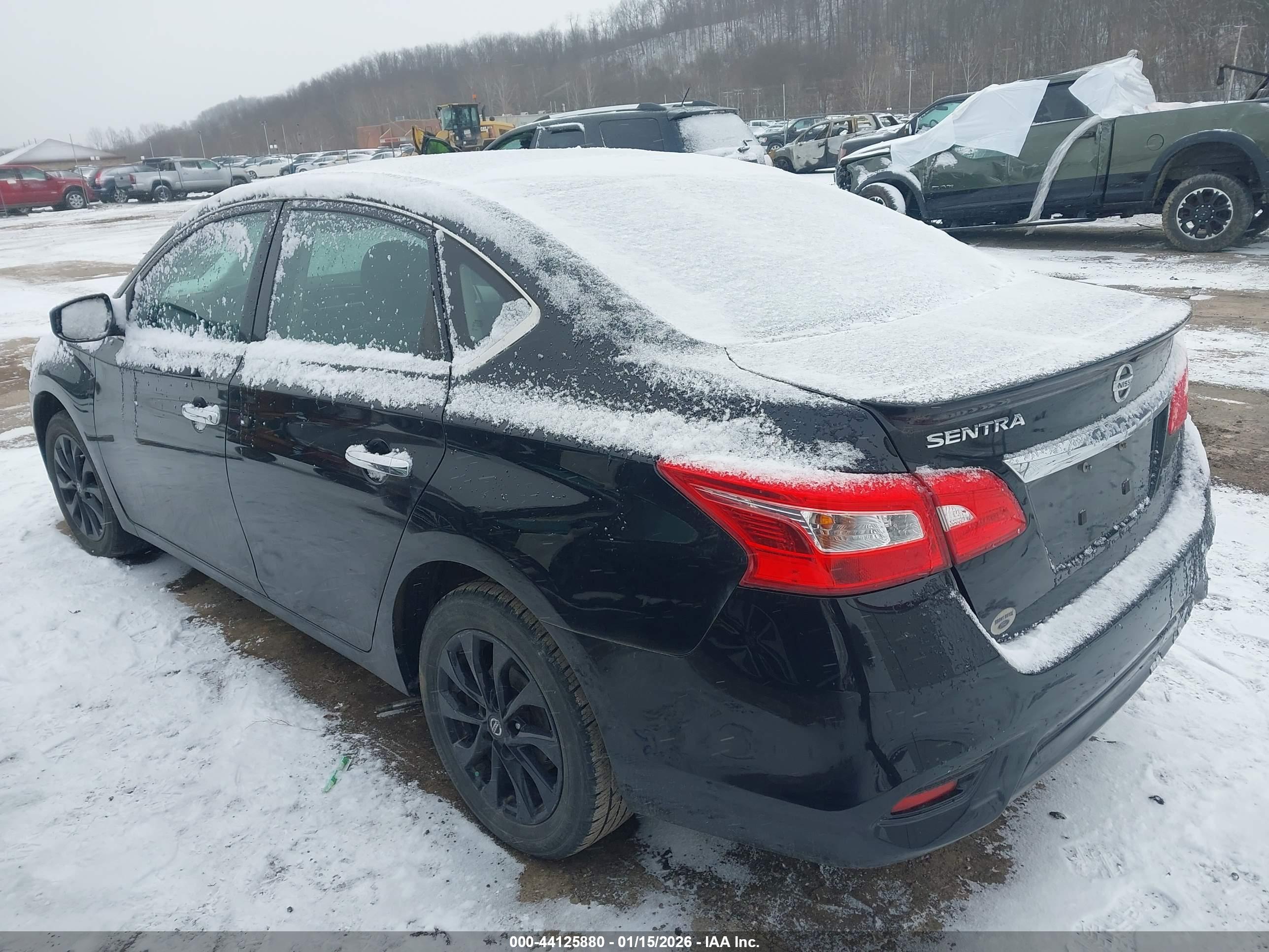 NISSAN SENTRA image 3