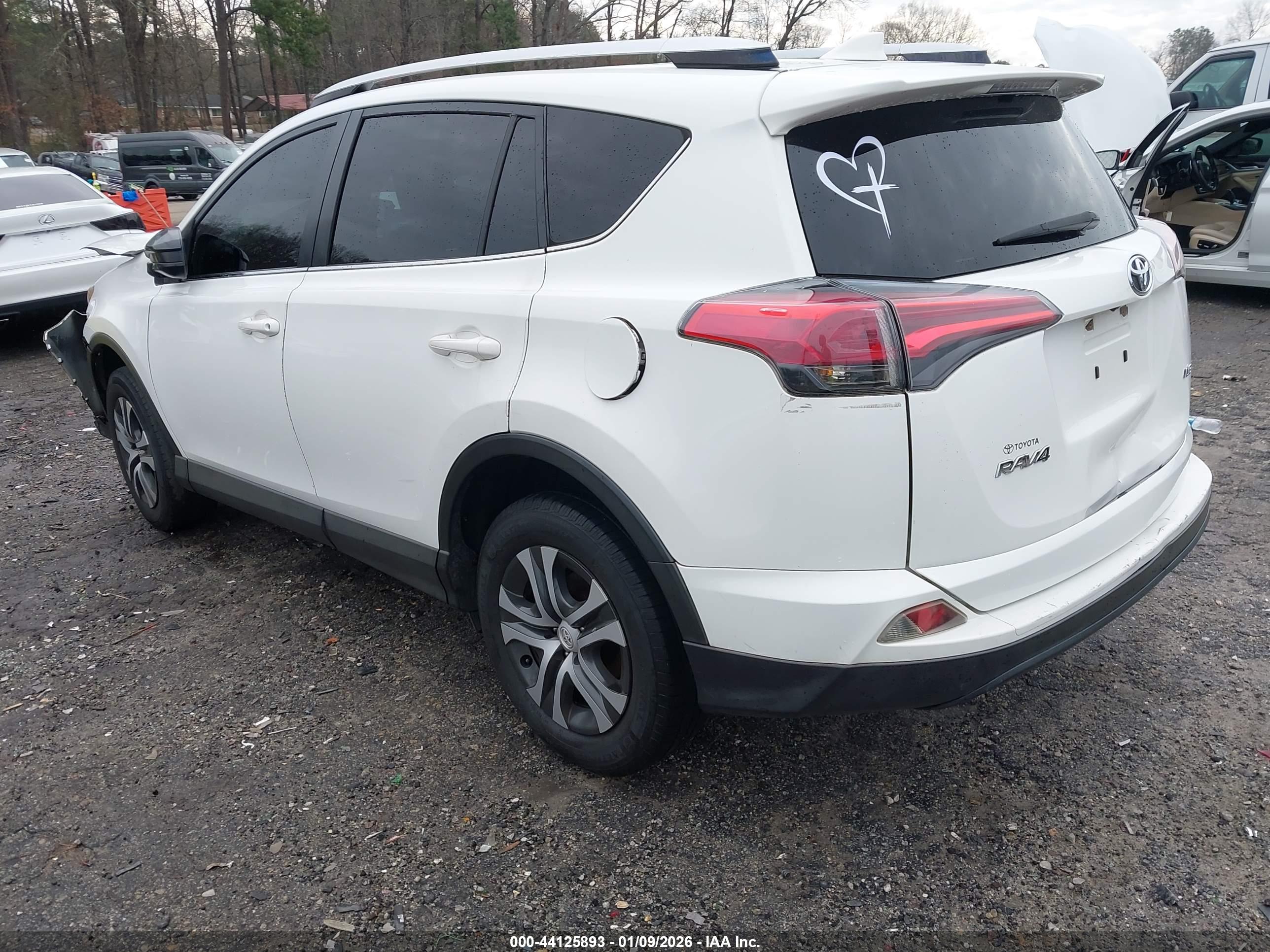 TOYOTA RAV4 image 3