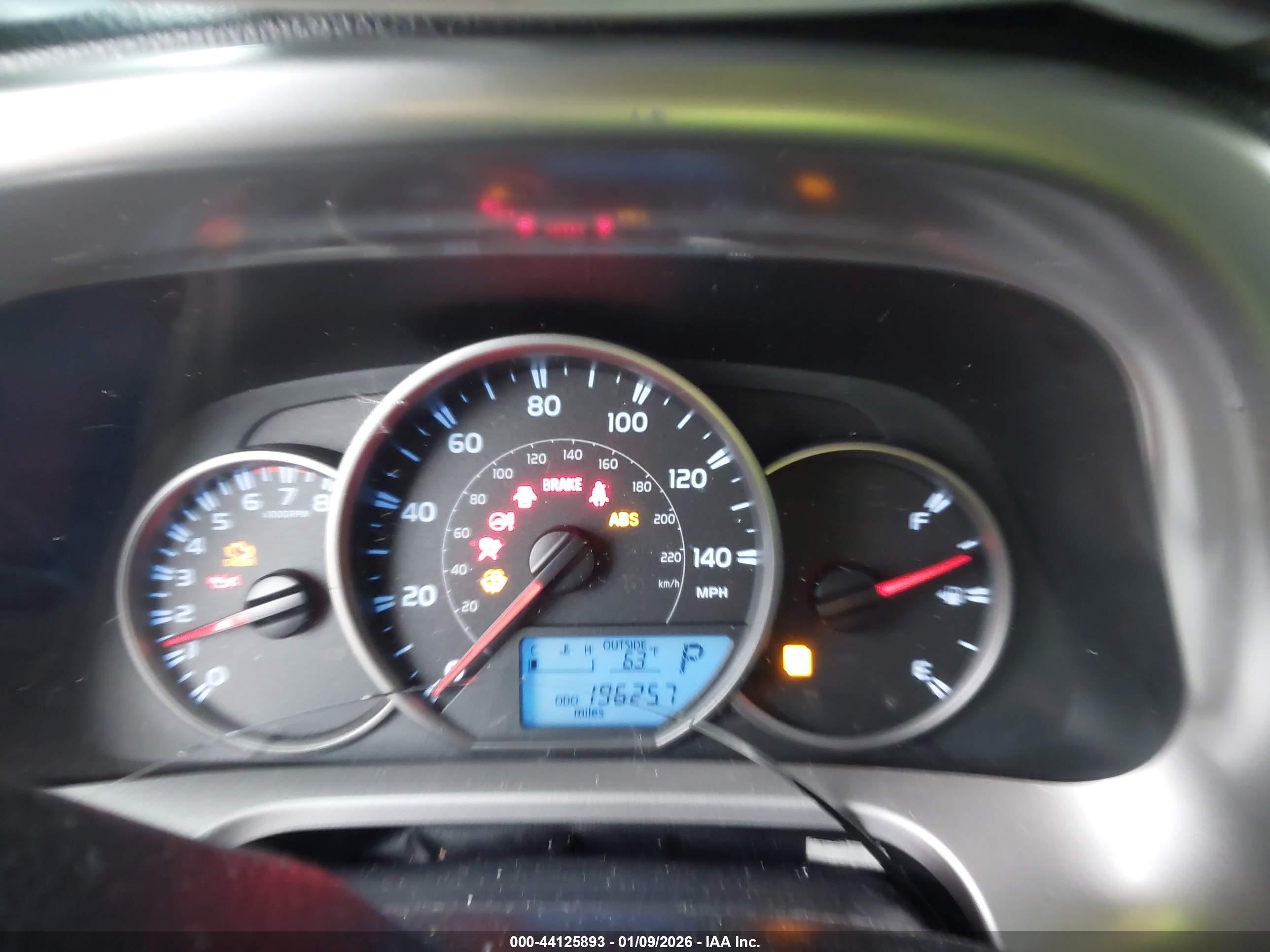 TOYOTA RAV4 image 7