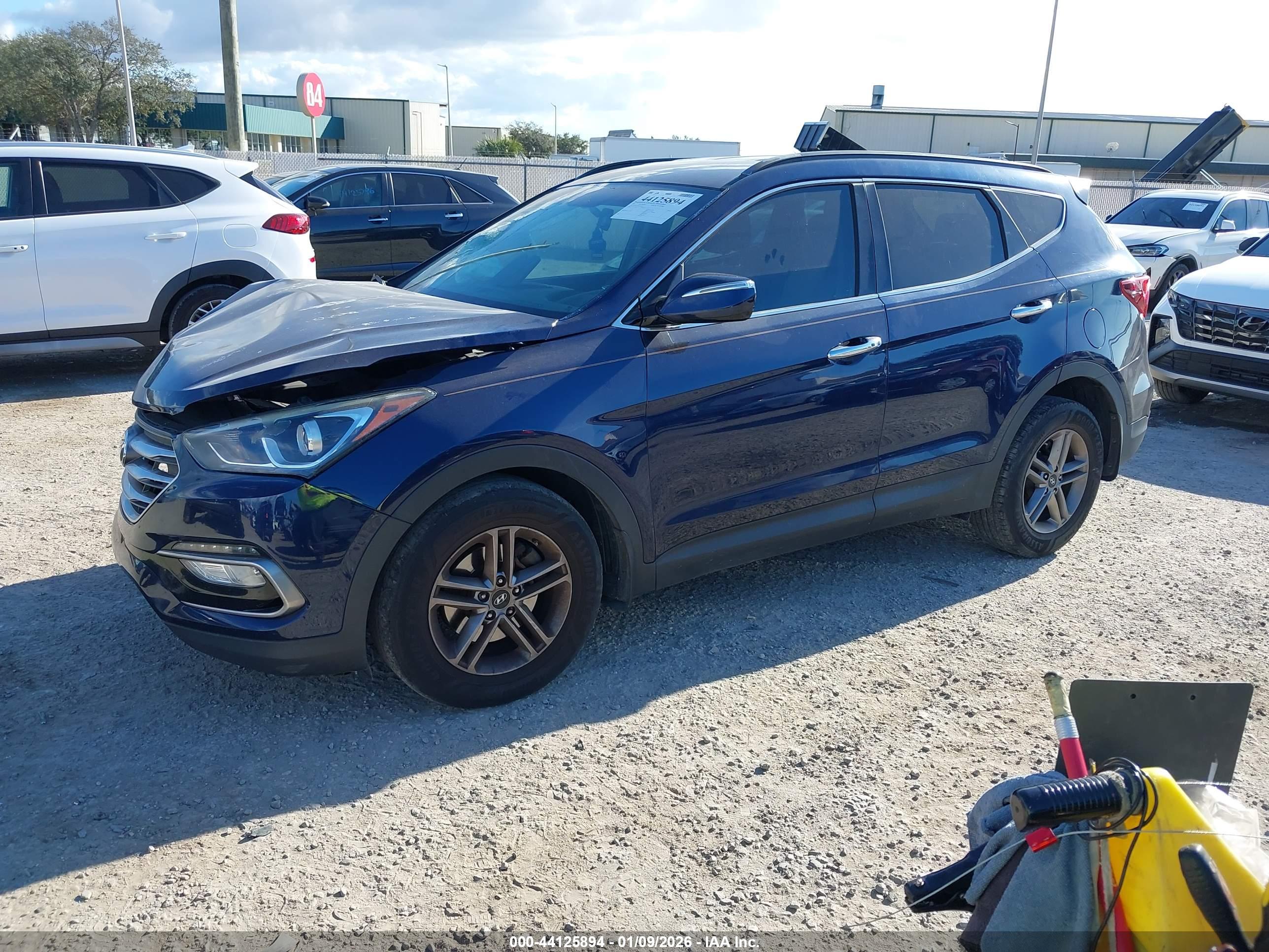 HYUNDAI SANTA image 2