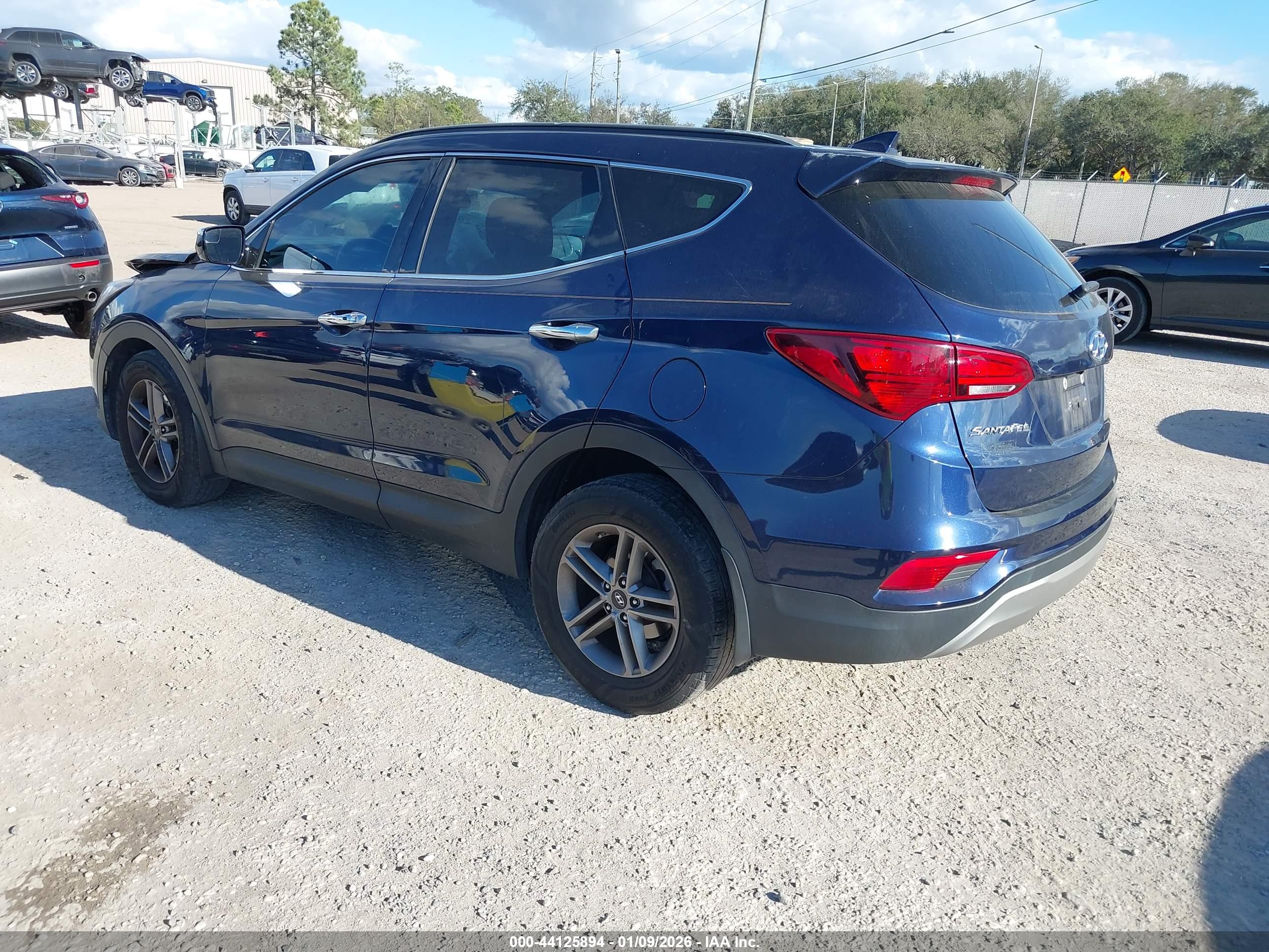 HYUNDAI SANTA image 3