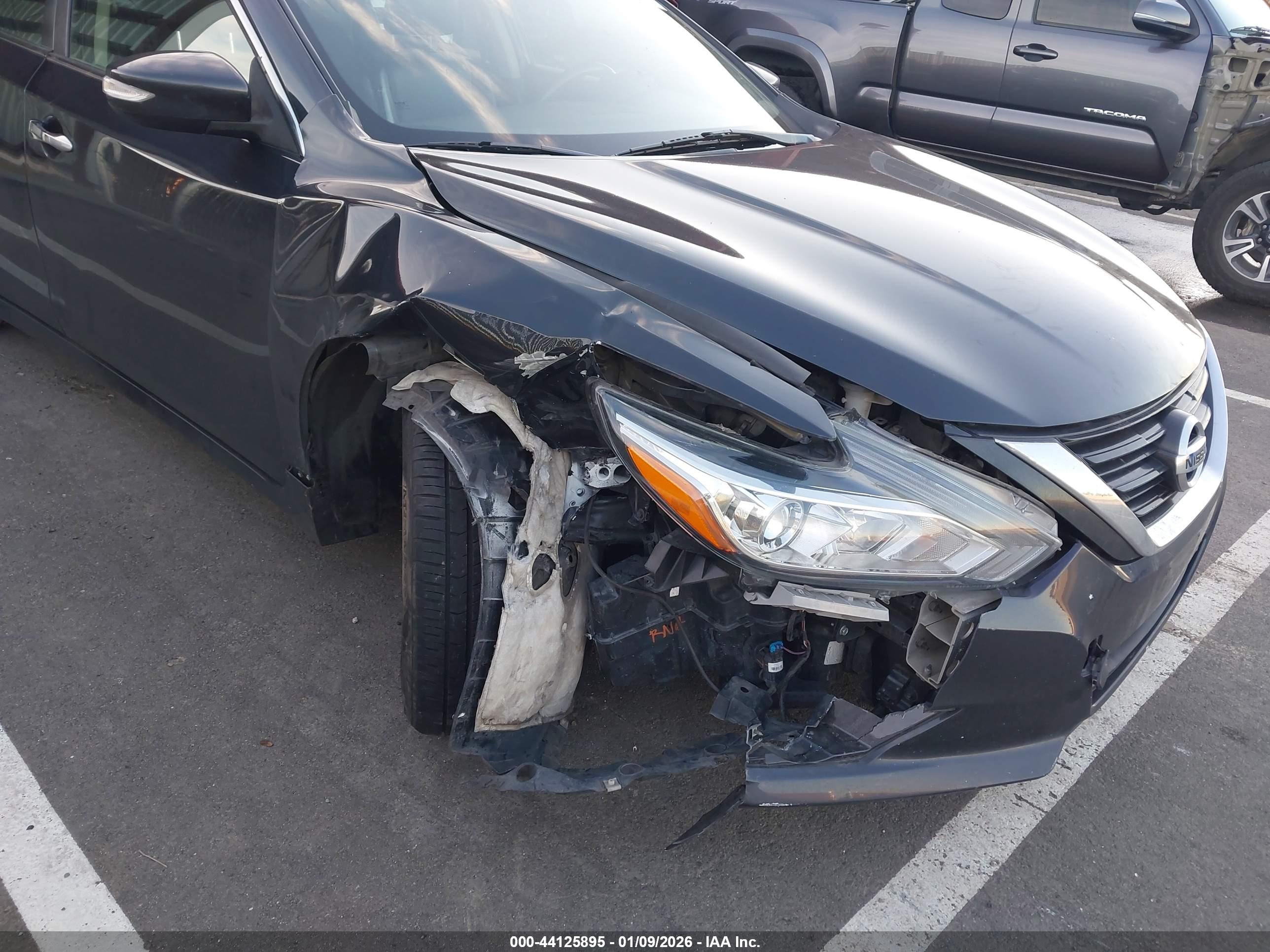 NISSAN ALTIMA image 6
