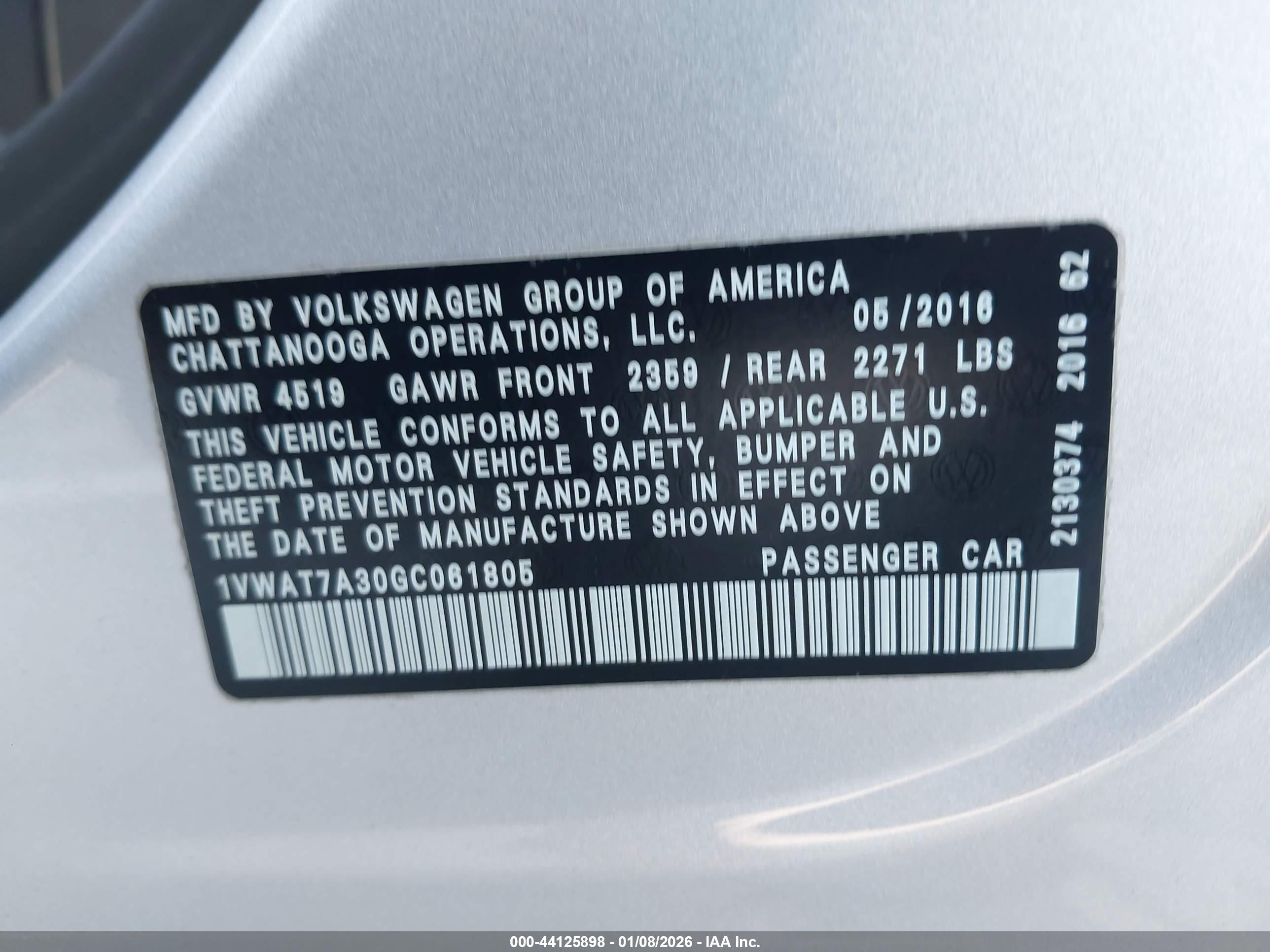 VOLKSWAGEN PASSAT image 9
