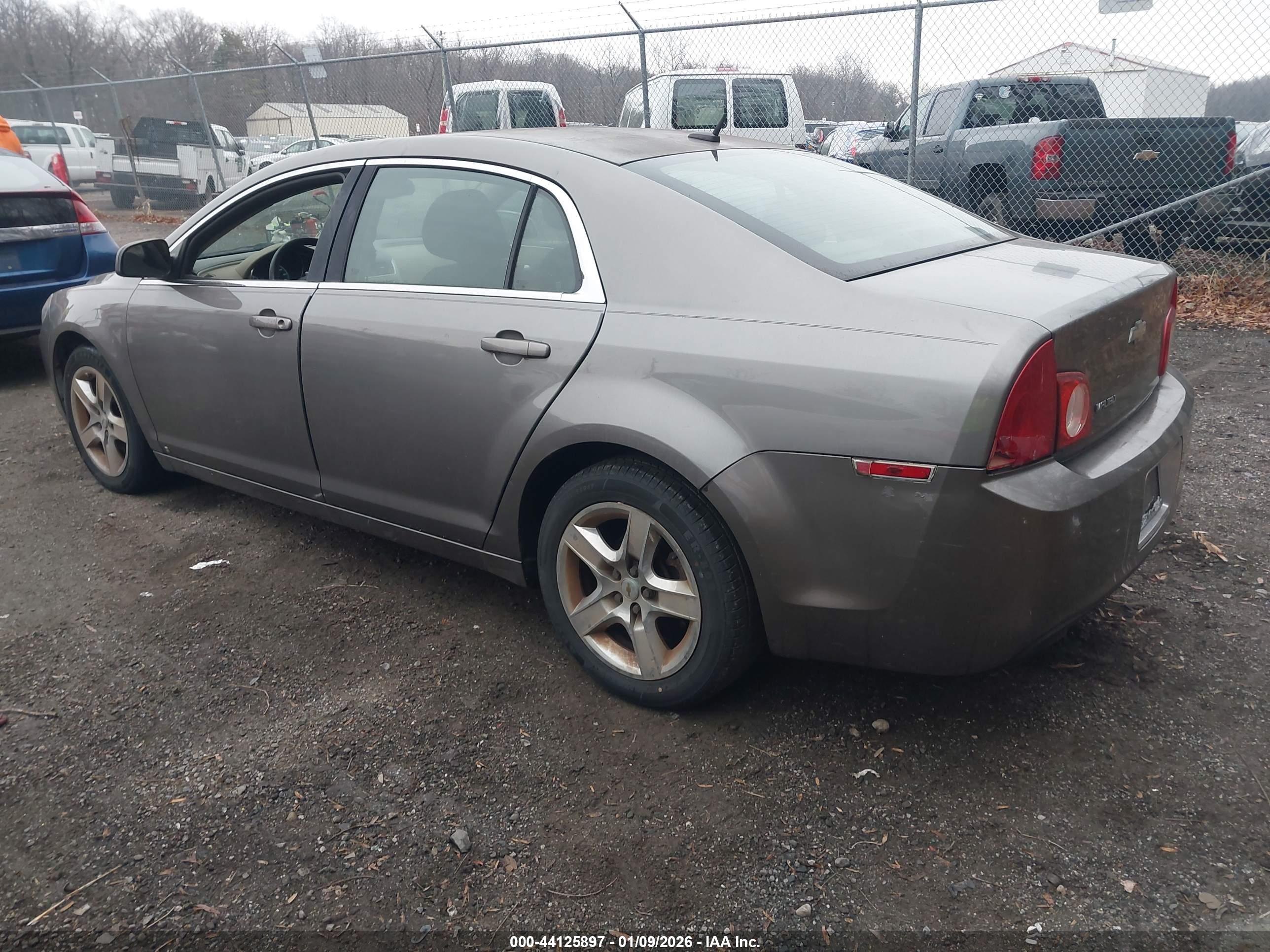 CHEVROLET MALIBU image 3