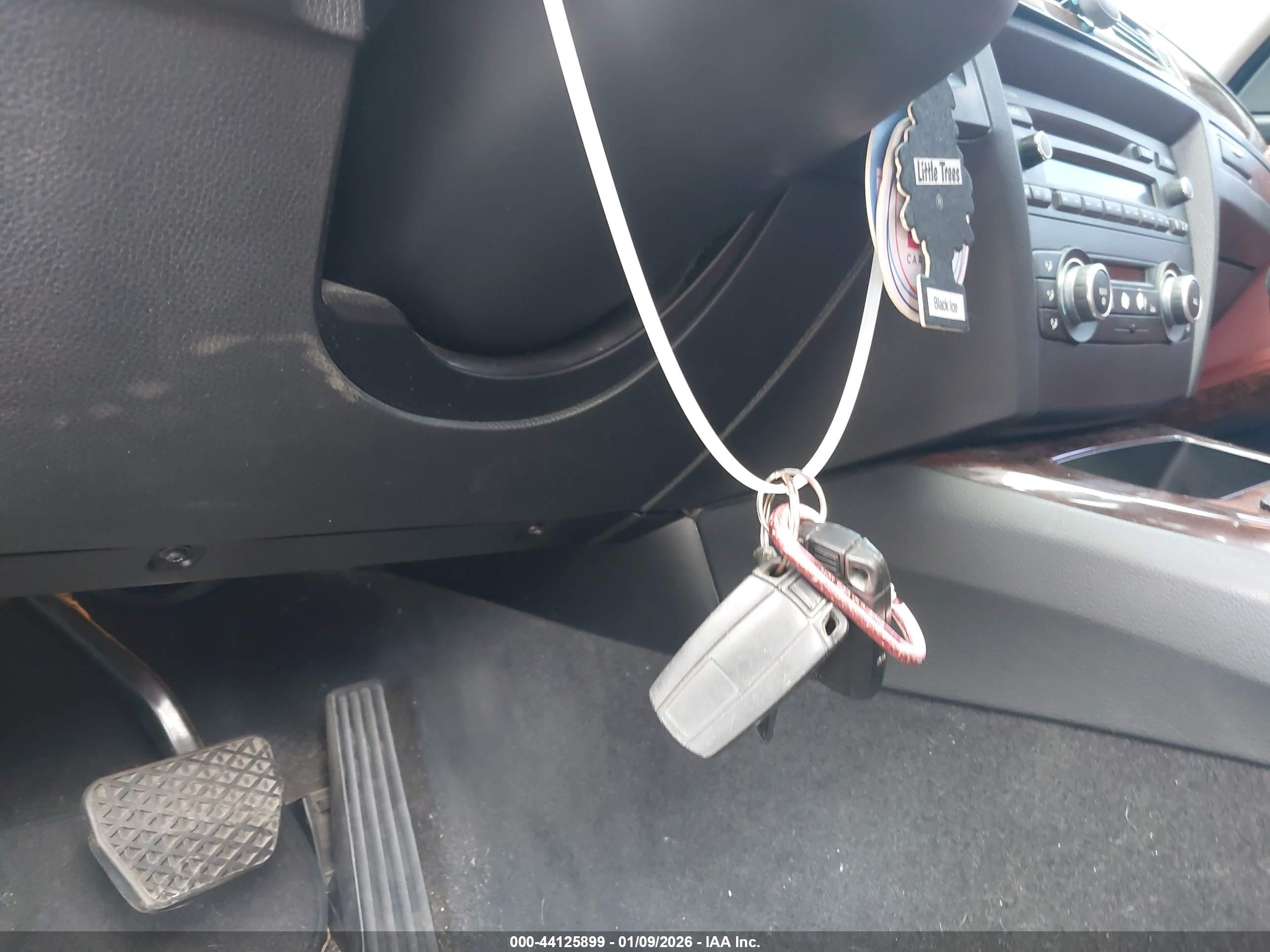 BMW 328I image 11