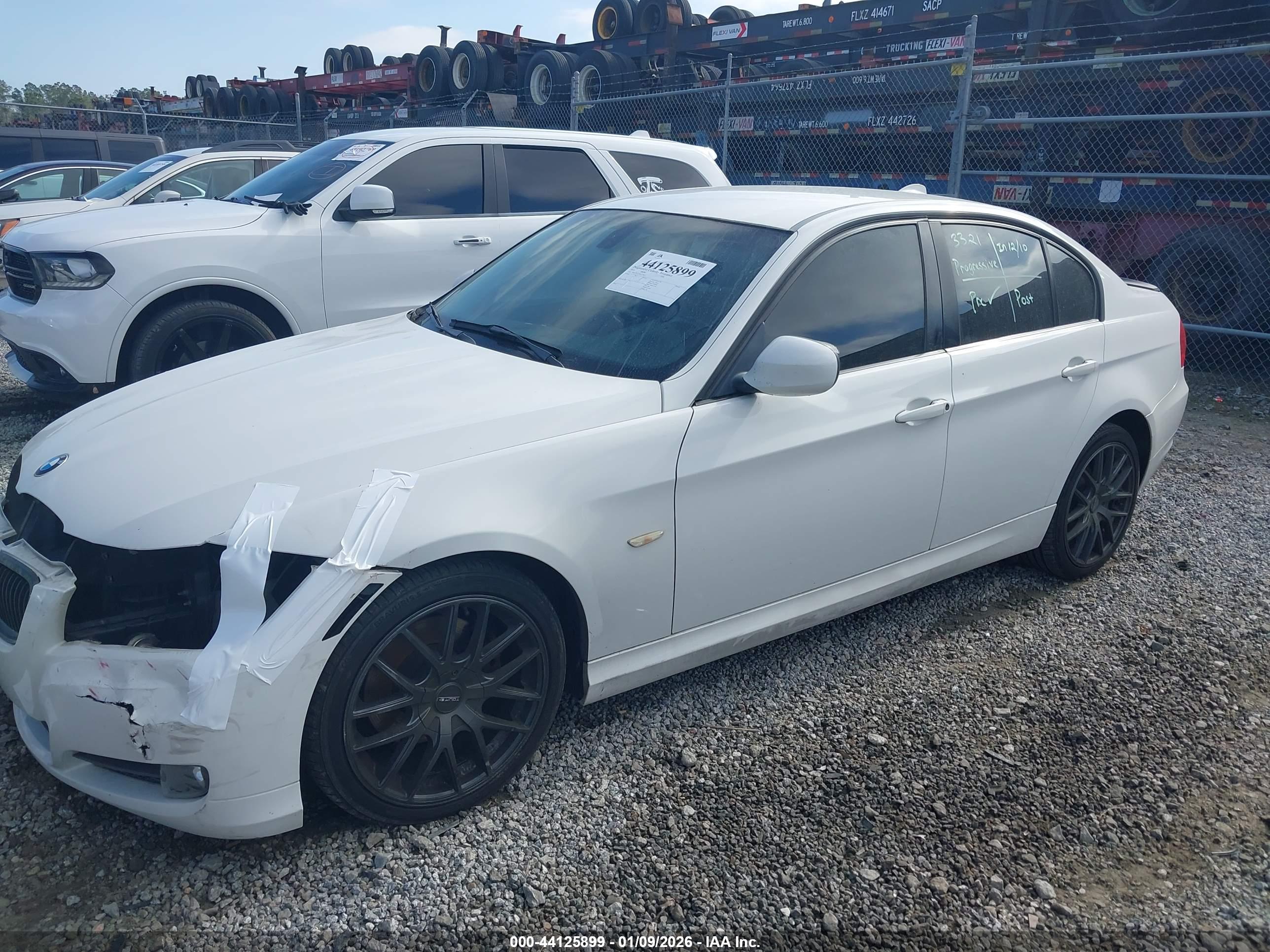 BMW 328I image 2
