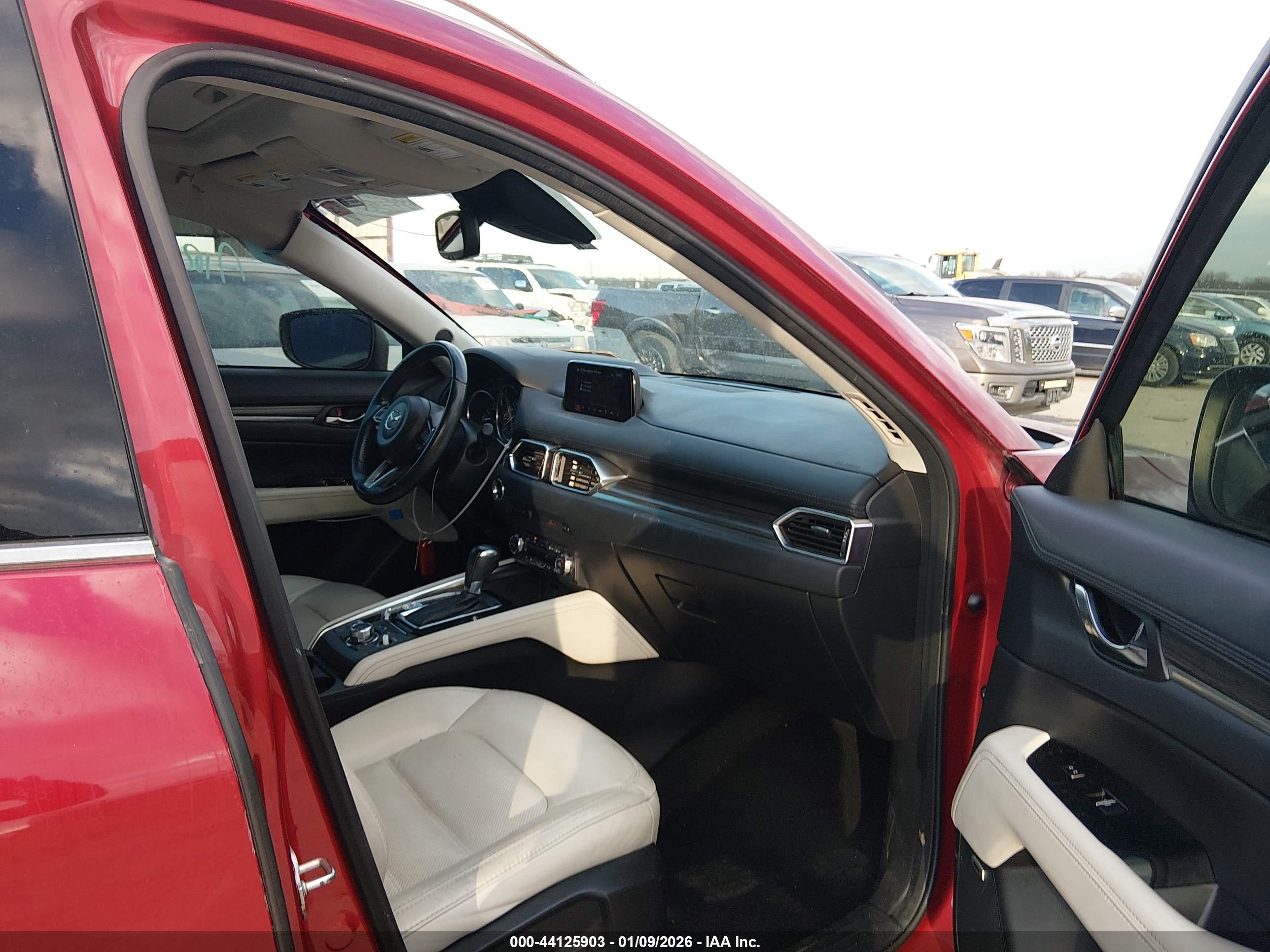 MAZDA CX-5 image 5