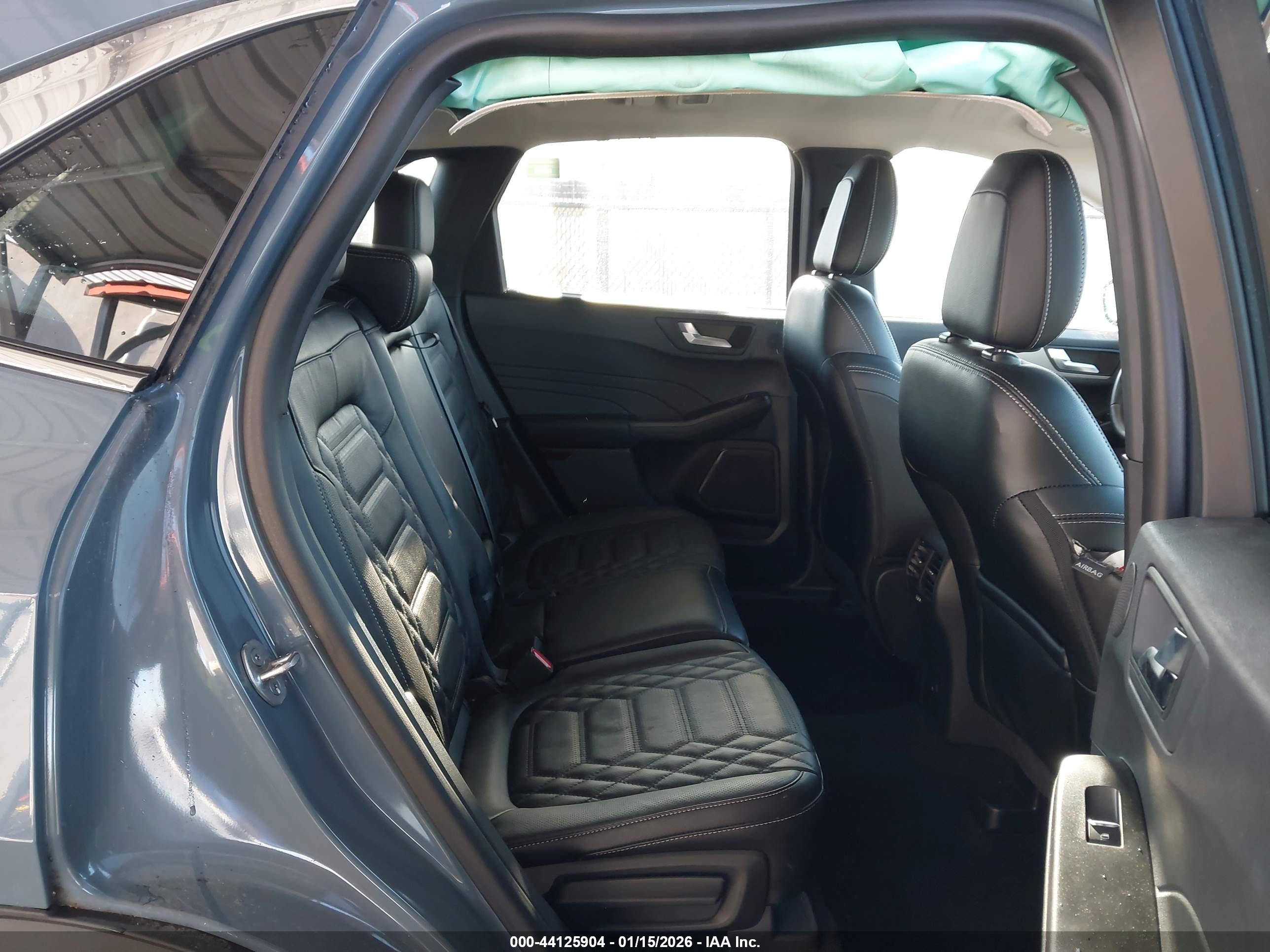 FORD ESCAPE image 8