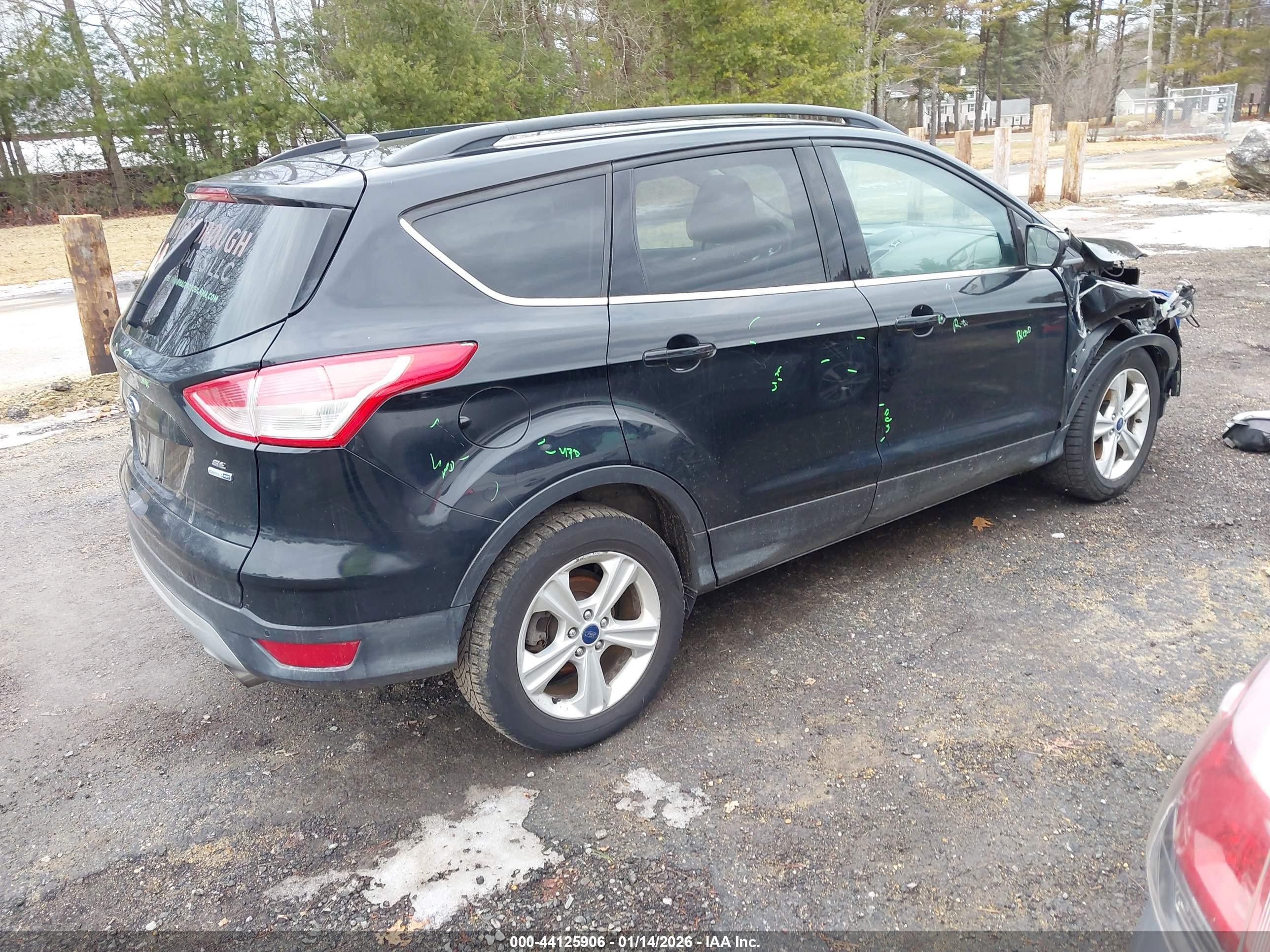 FORD ESCAPE image 4