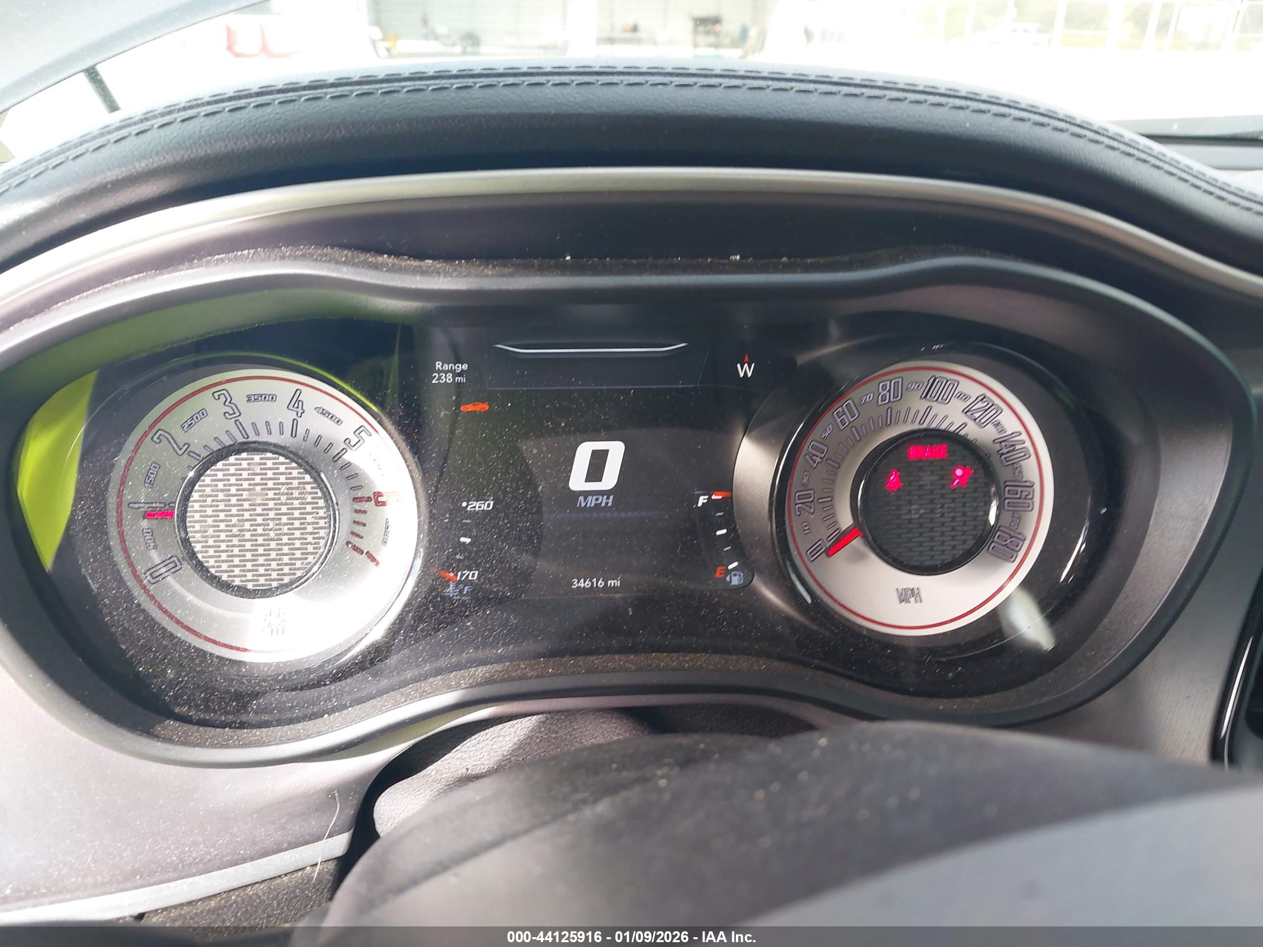 DODGE CHALLENGER image 7