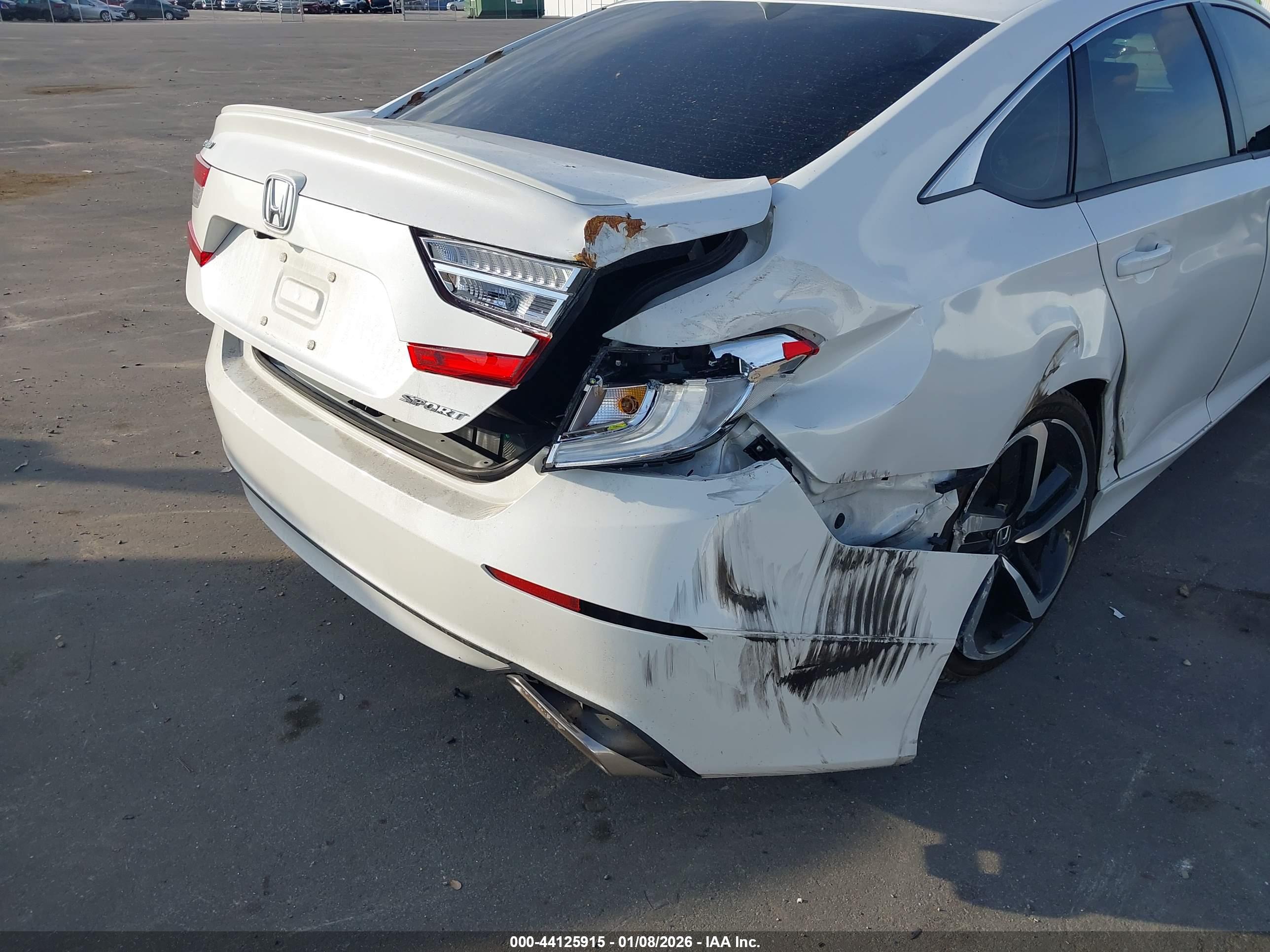 HONDA ACCORD image 6