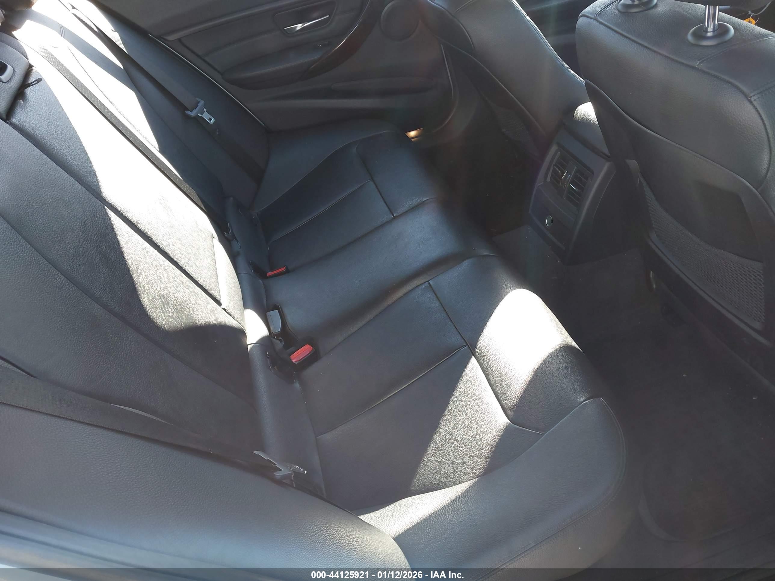 BMW 328I image 8
