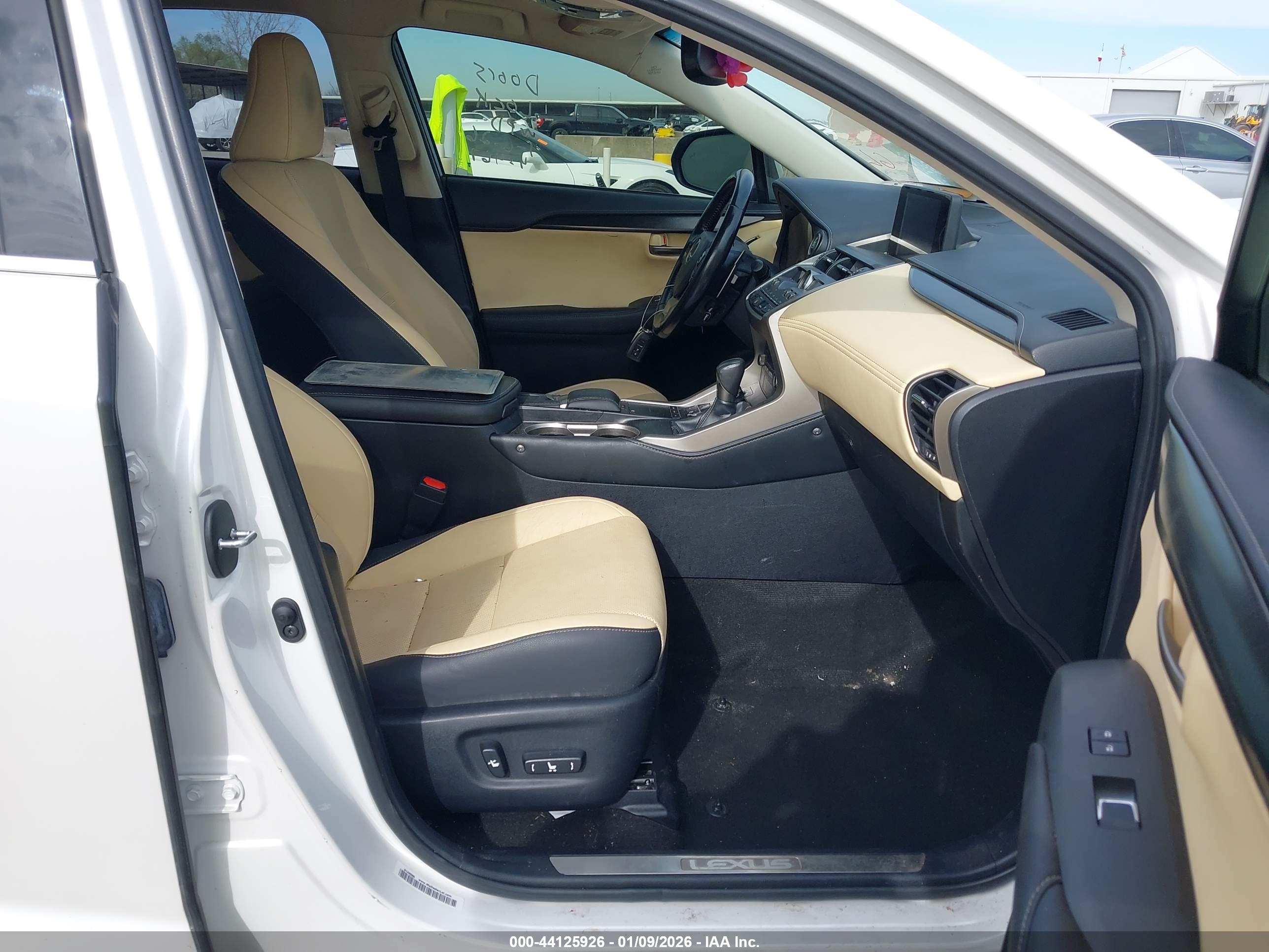 LEXUS NX image 5