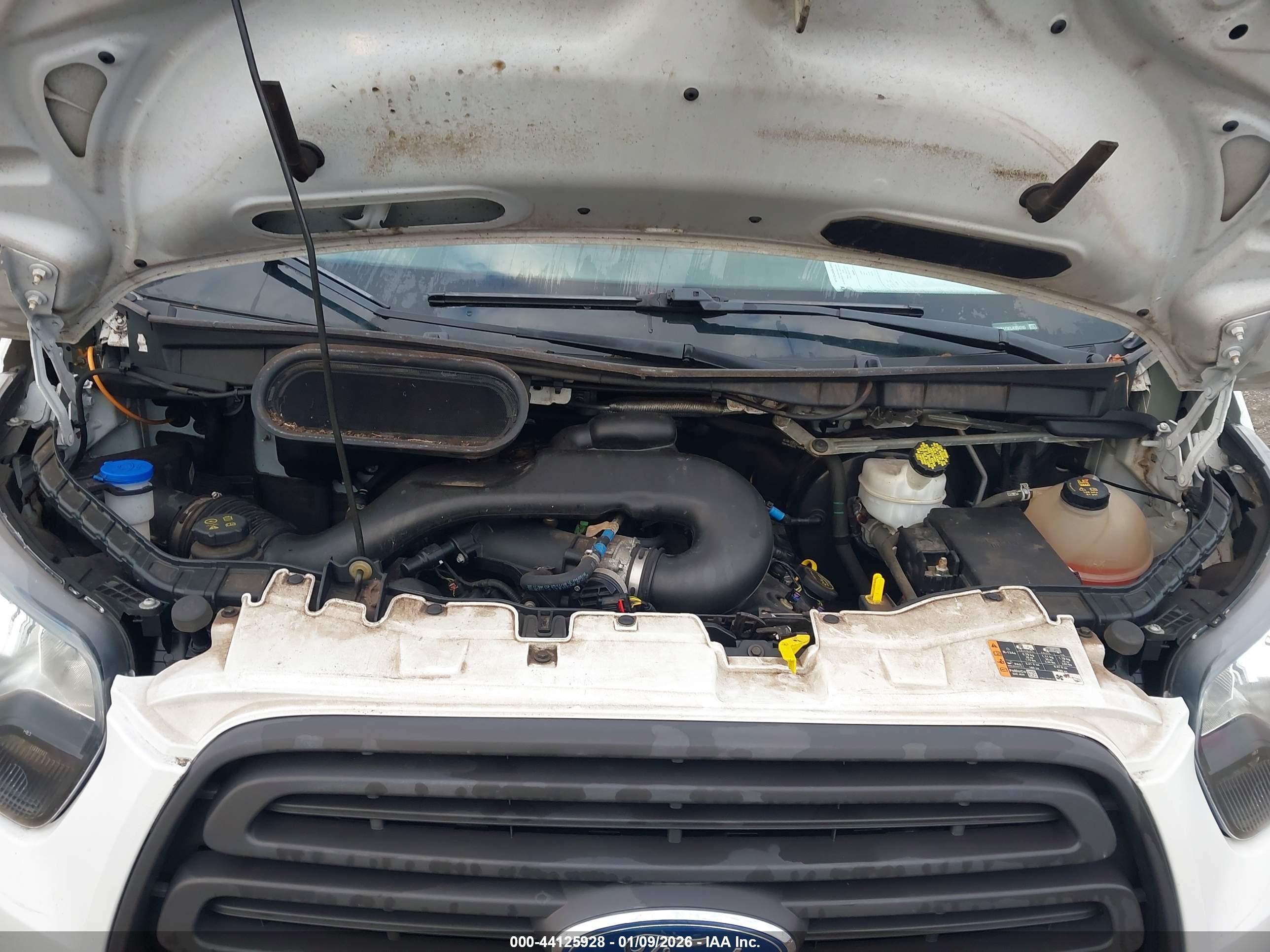 FORD TRANSIT-250 image 10