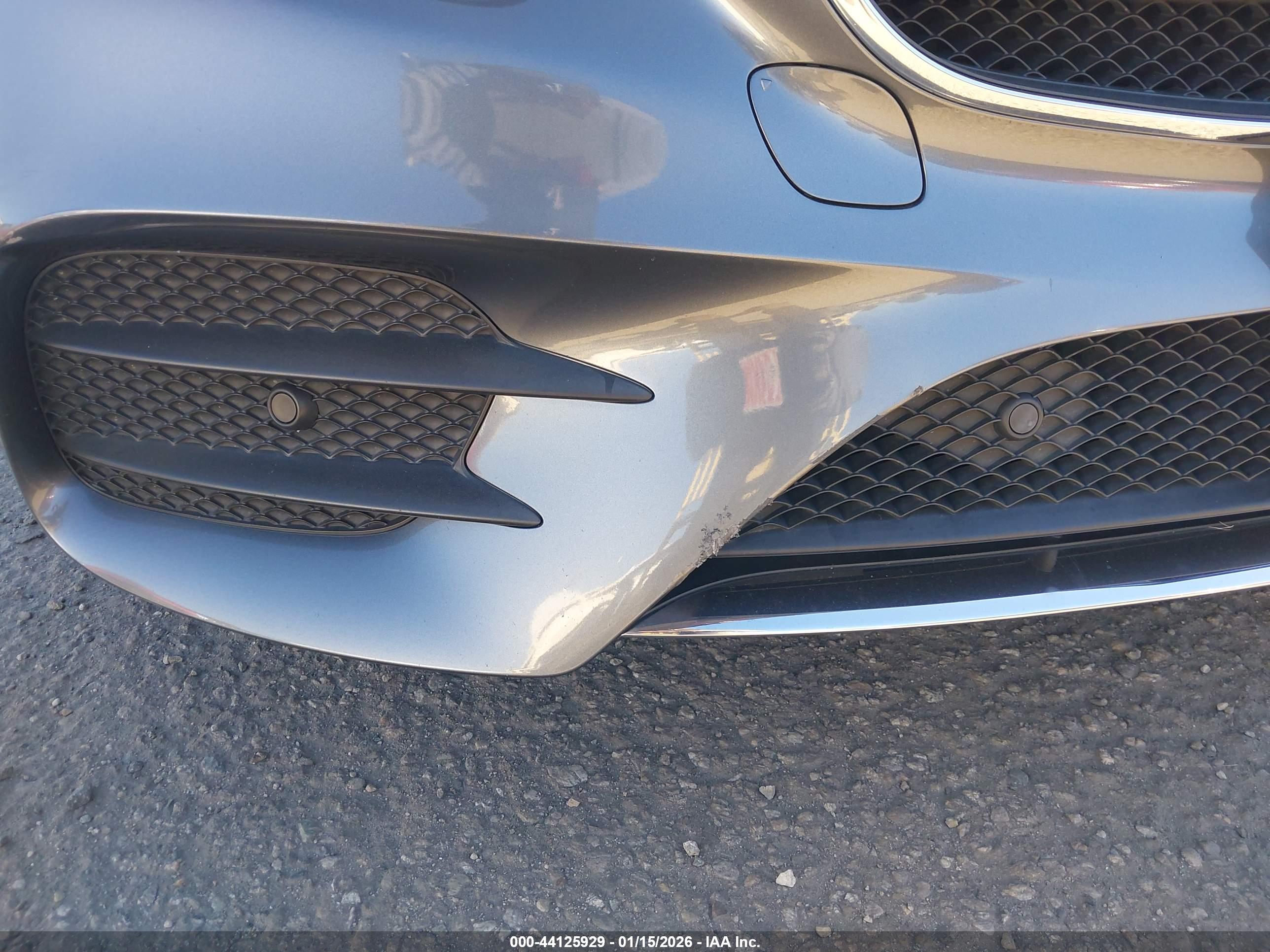 MERCEDES-BENZ E image 6