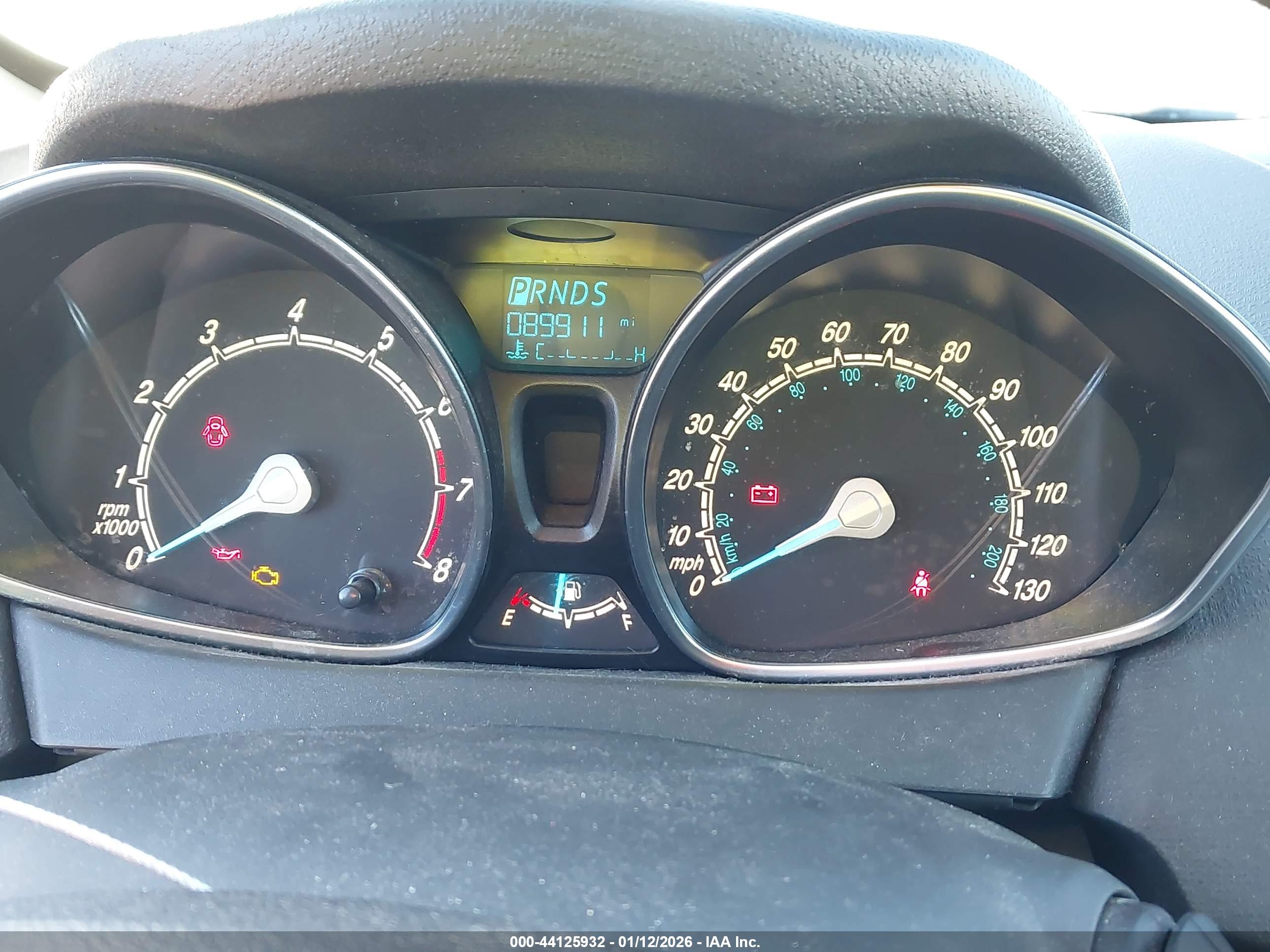 FORD FIESTA image 7
