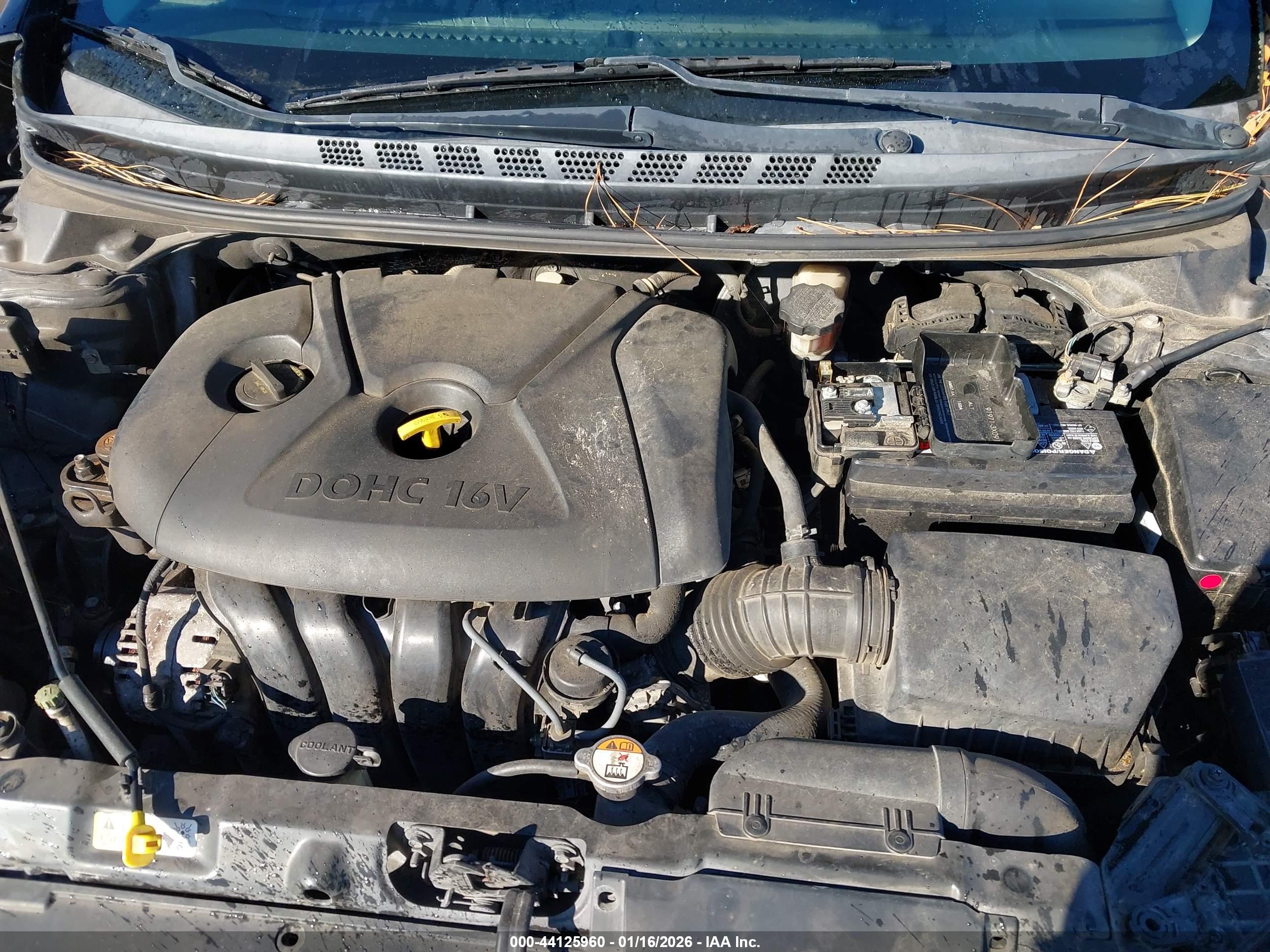 HYUNDAI ELANTRA image 10