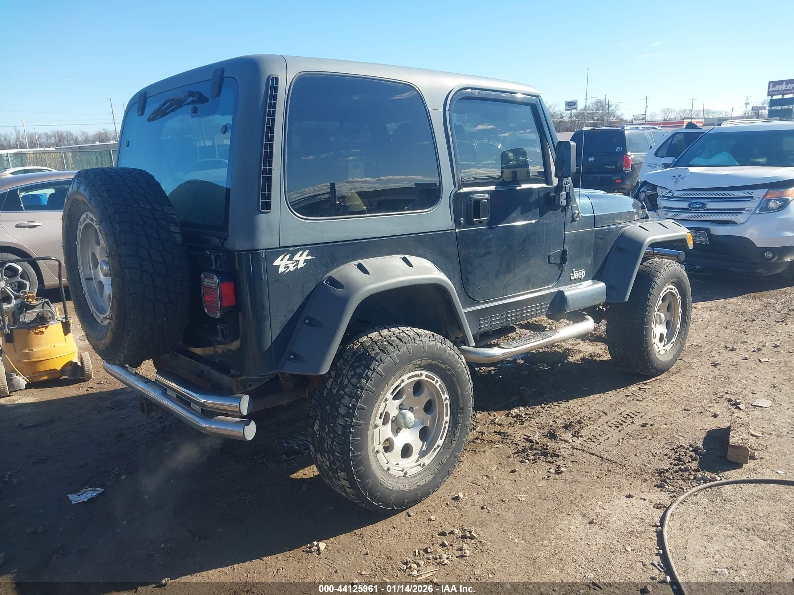 JEEP WRANGLER image 4