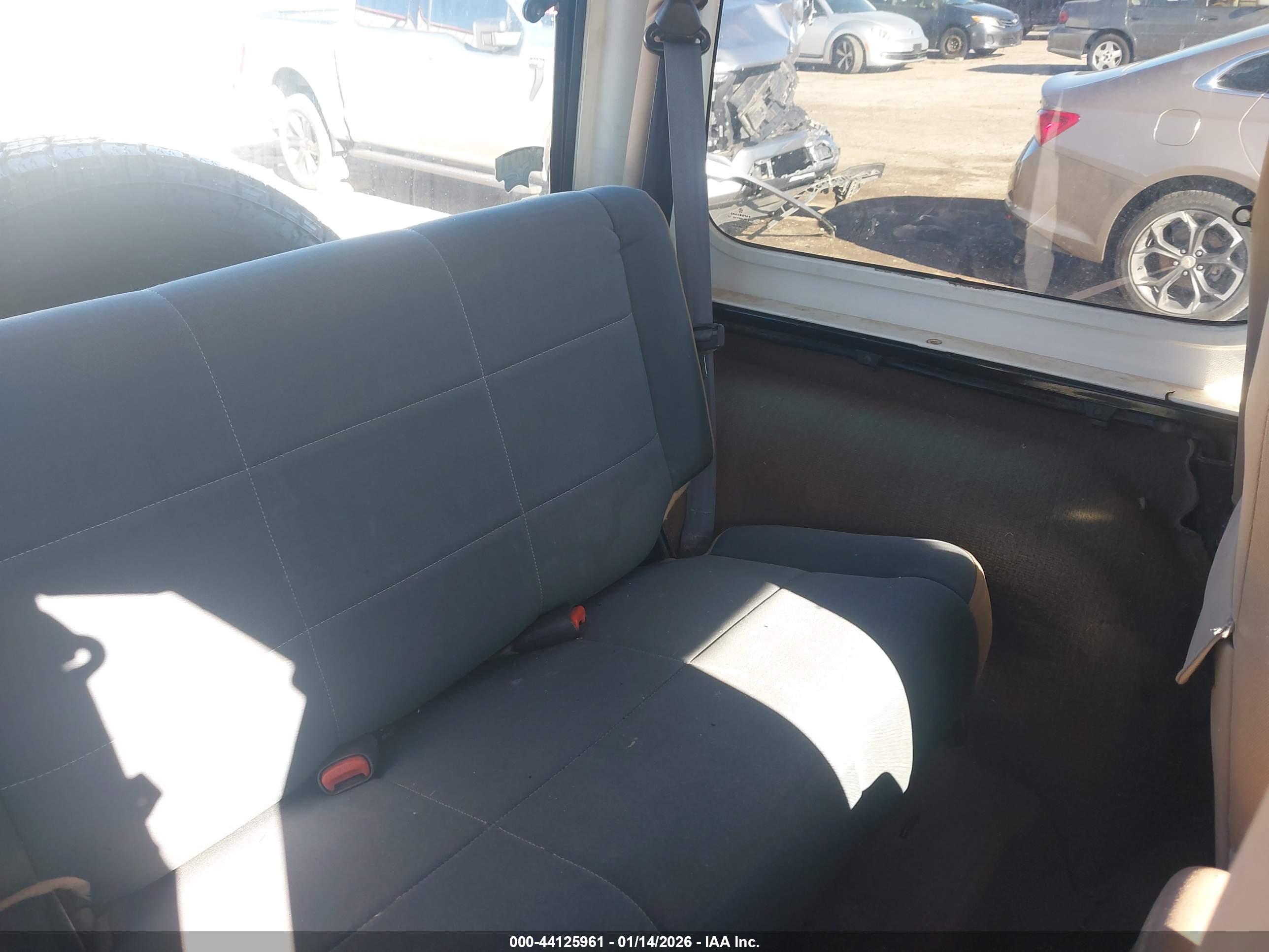 JEEP WRANGLER image 8