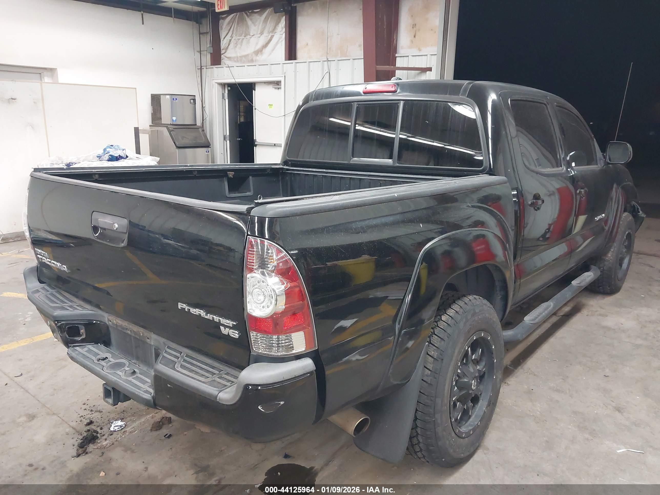 TOYOTA TACOMA image 4