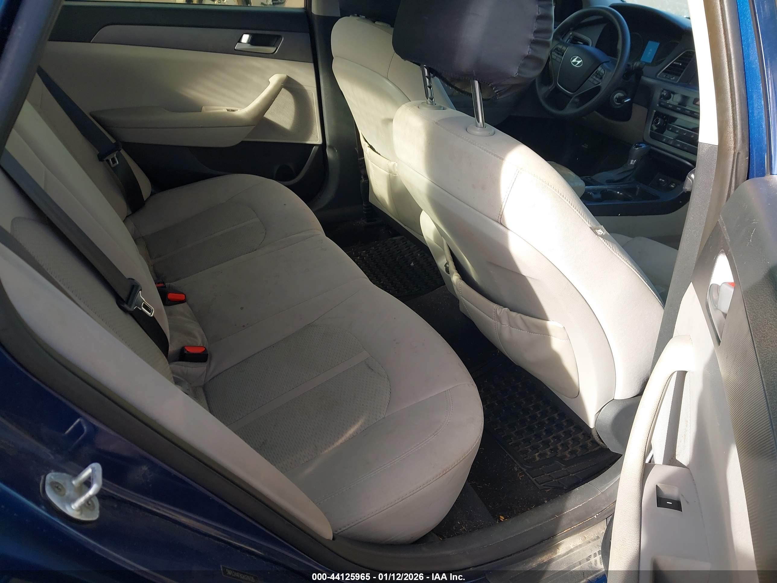 HYUNDAI SONATA image 8