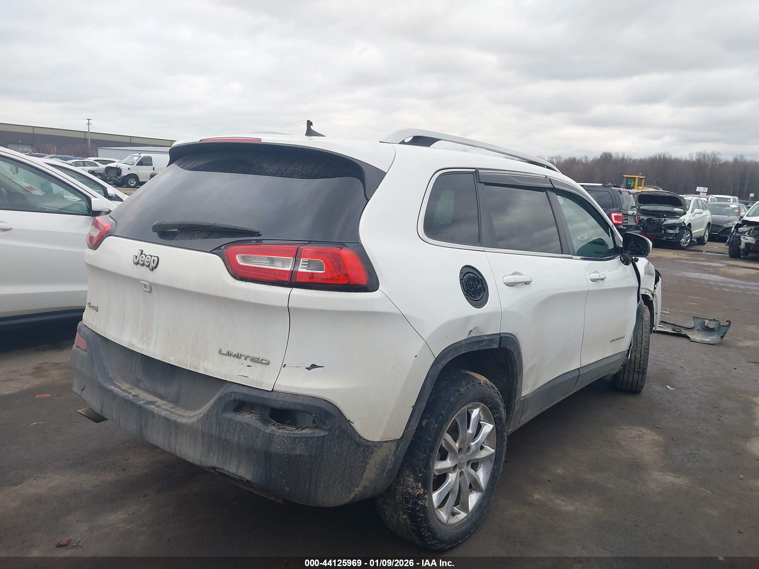 JEEP CHEROKEE image 4
