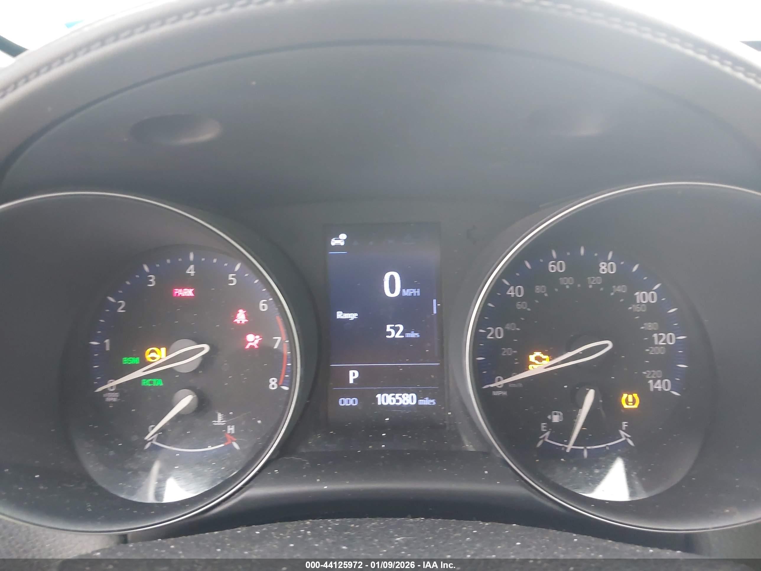 TOYOTA C-HR image 7