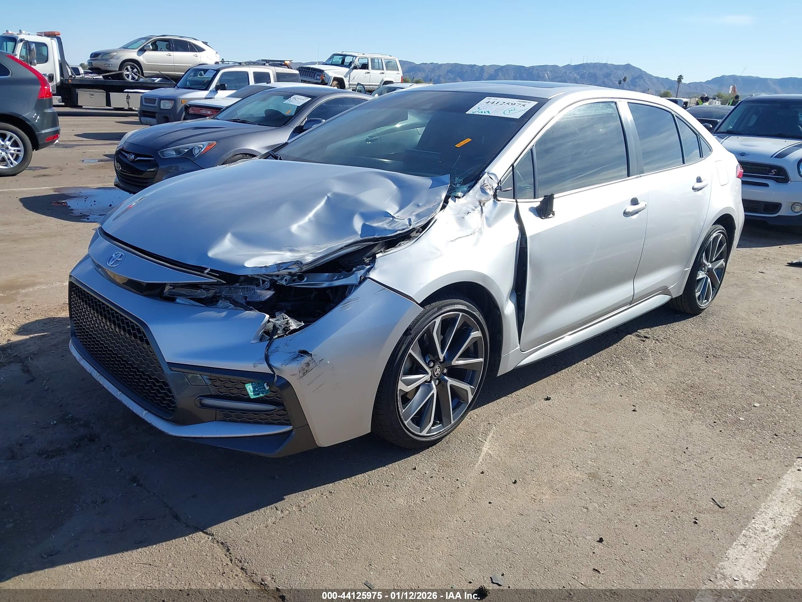 TOYOTA COROLLA image 2