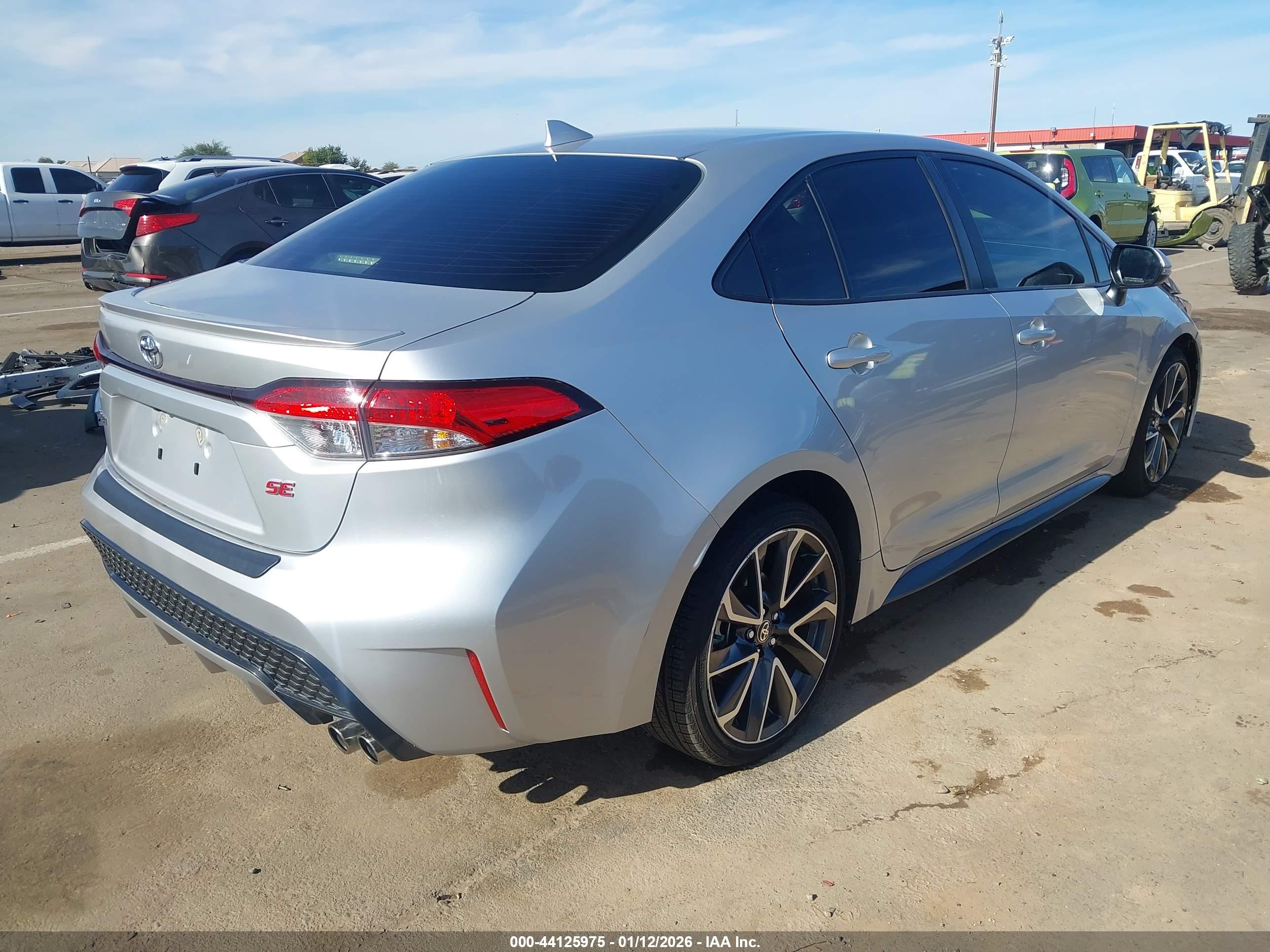 TOYOTA COROLLA image 4
