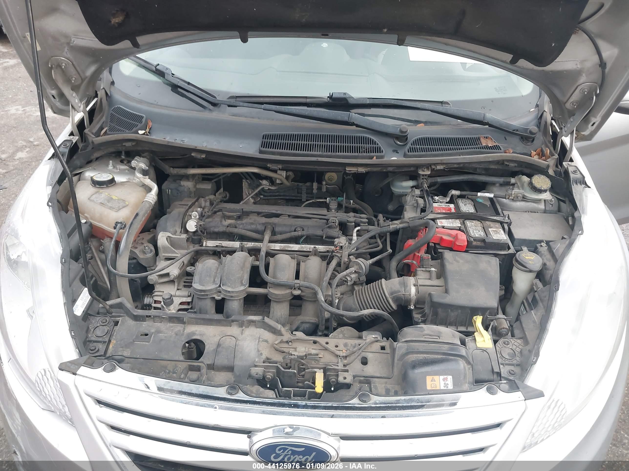 FORD FIESTA image 10