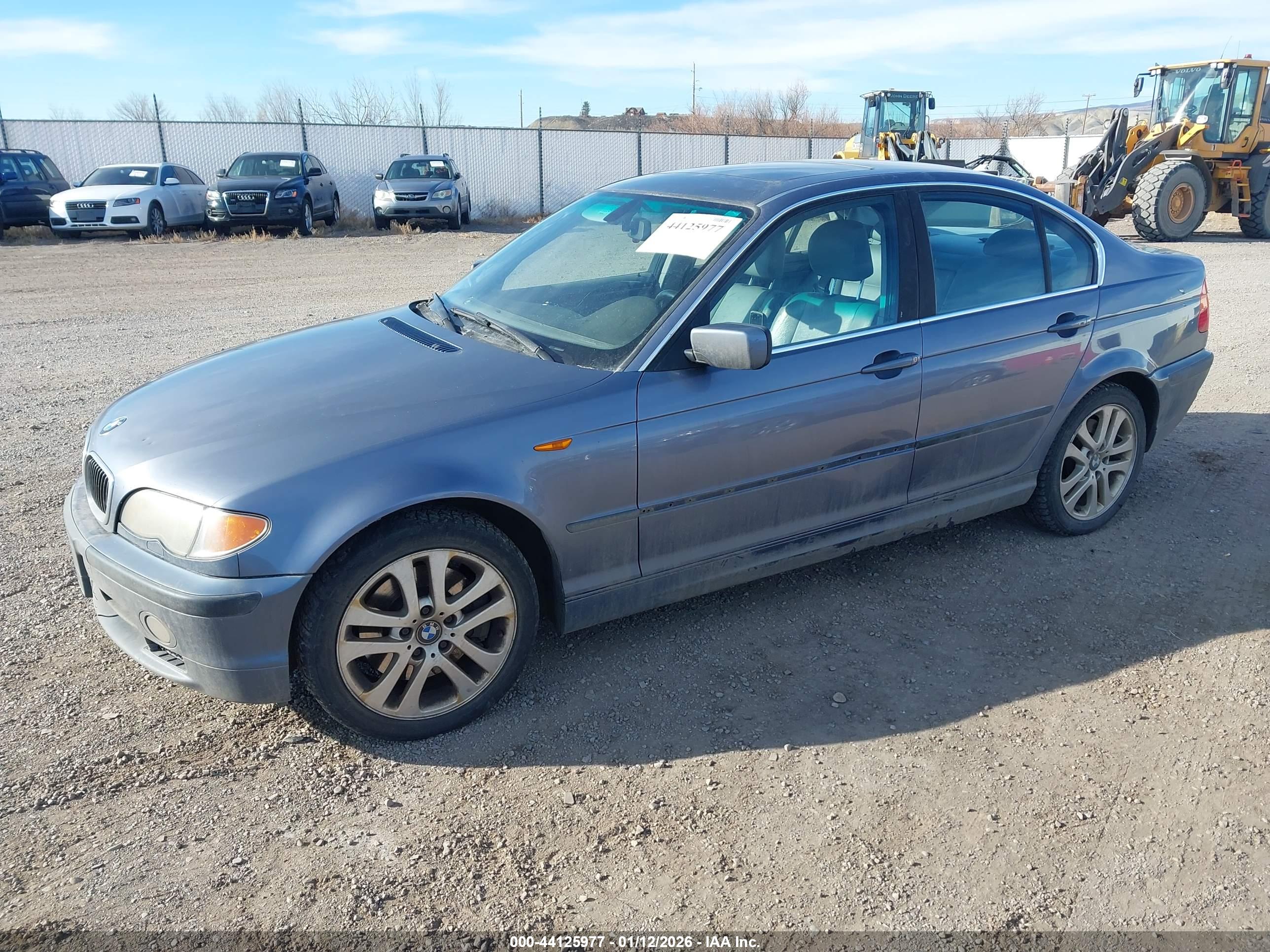 BMW 330XI image 2