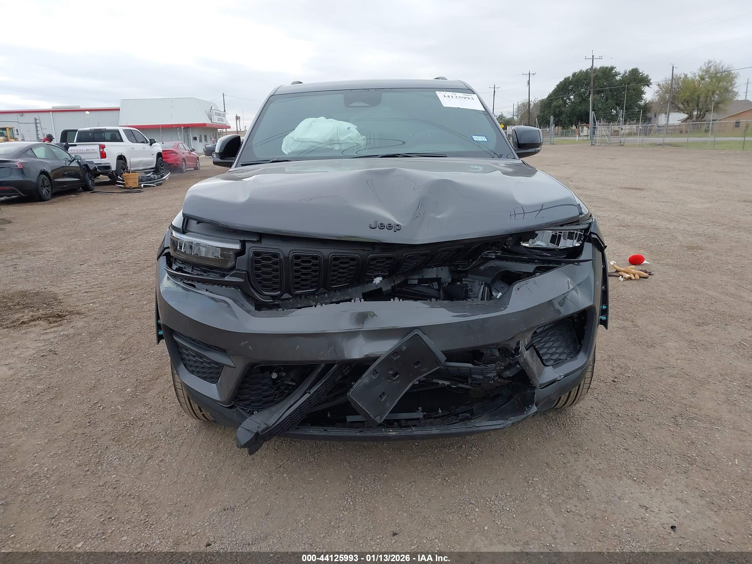 JEEP GRAND image 6