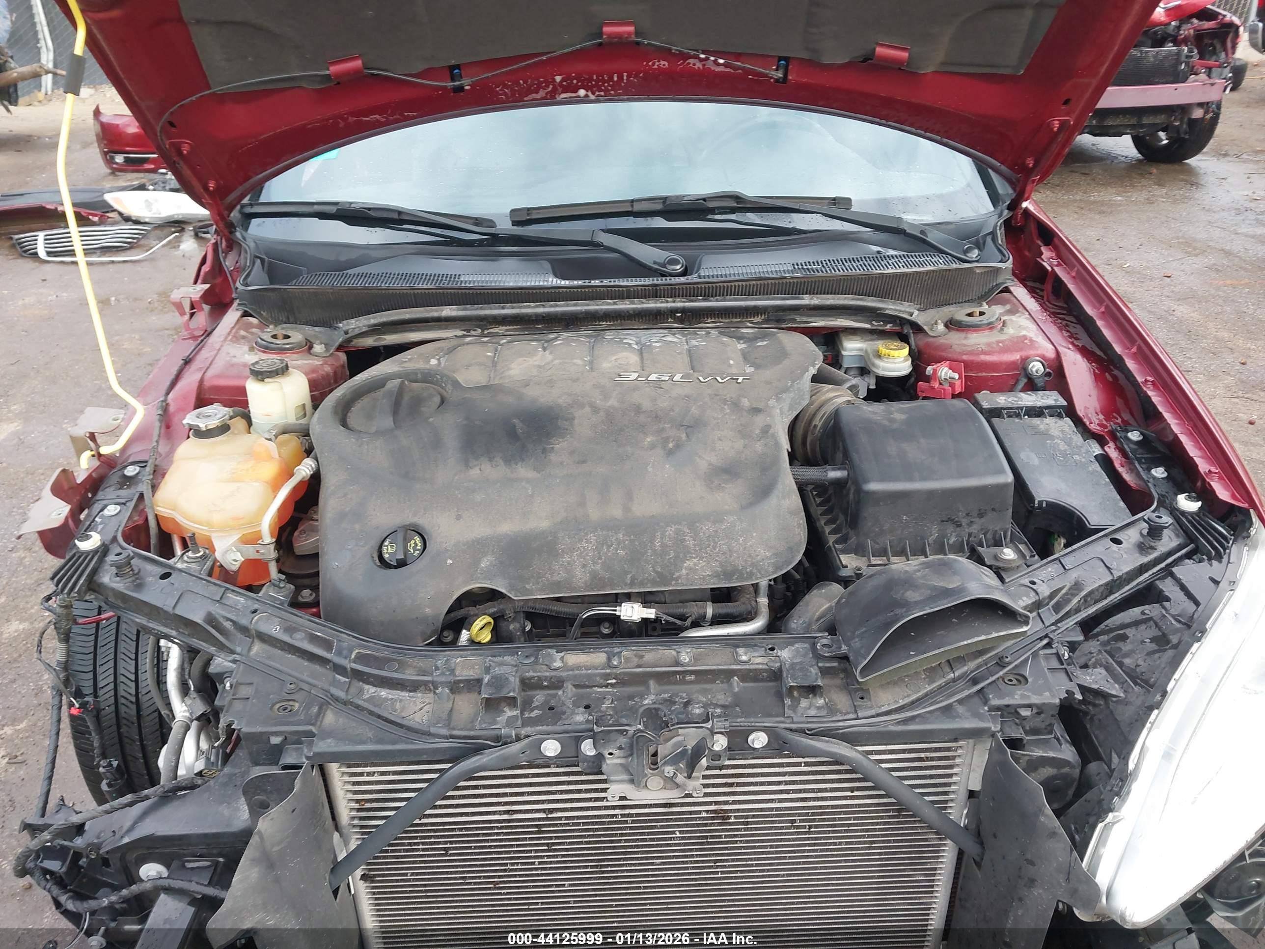 CHRYSLER 200 image 10