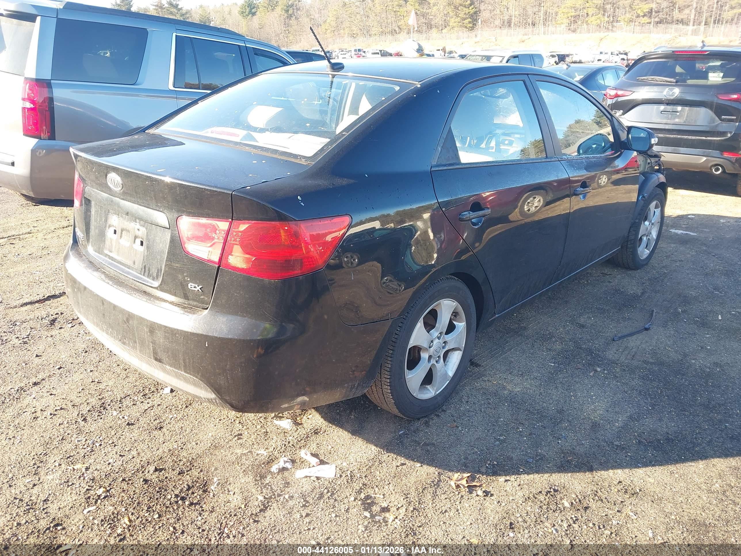 KIA FORTE image 4
